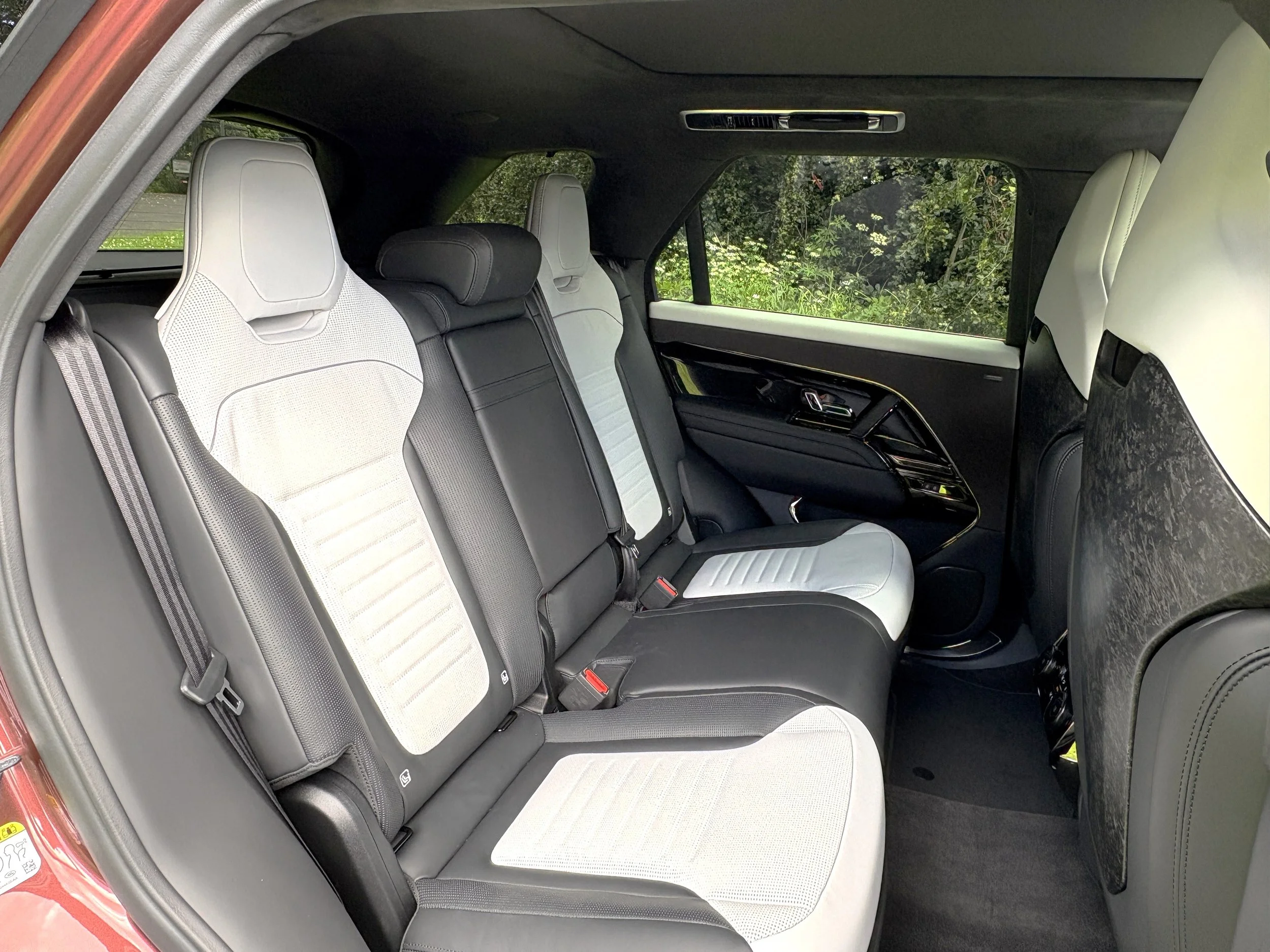 Range Rover Sport SV V8 June 26 (6).JPG