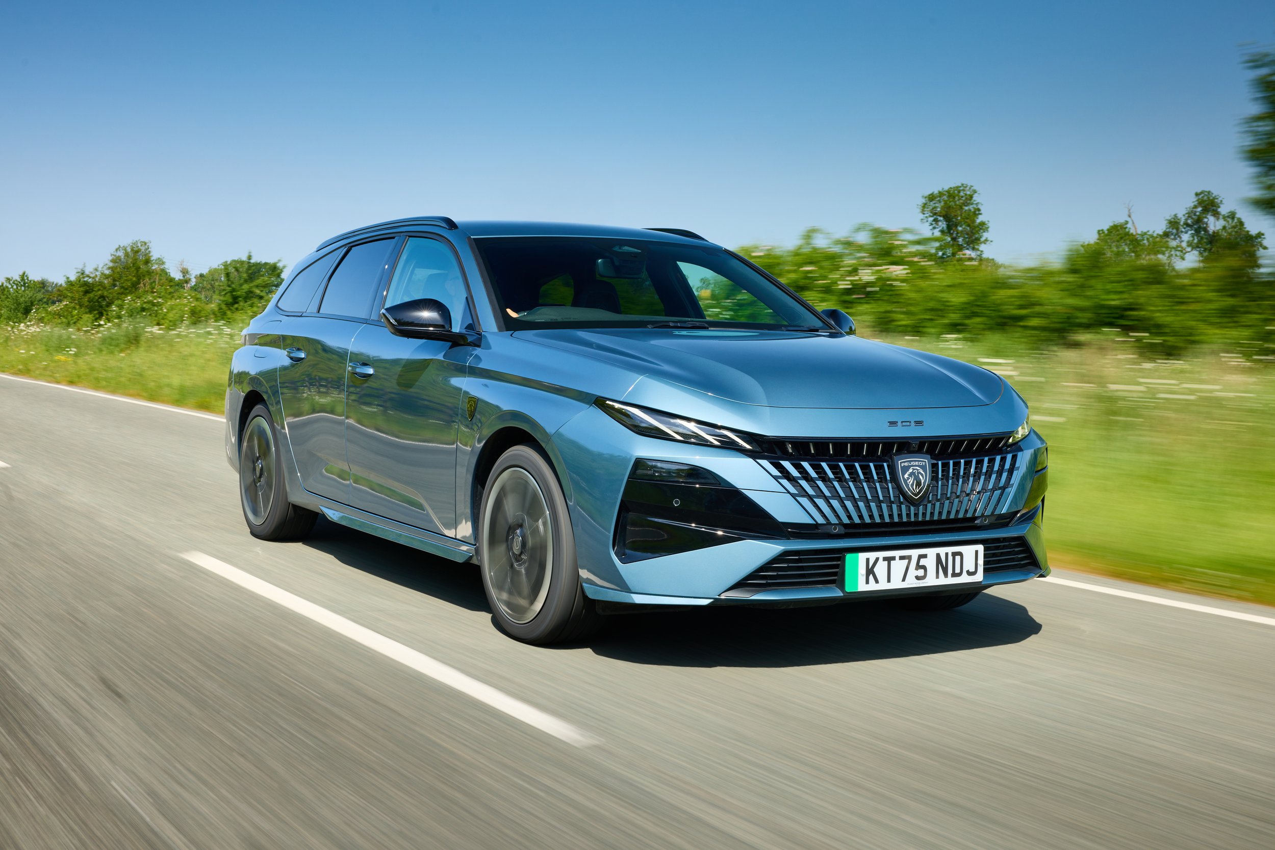 Peugeot 308 Review - Ditch Your Faceless SUV, Estates Are Just Better