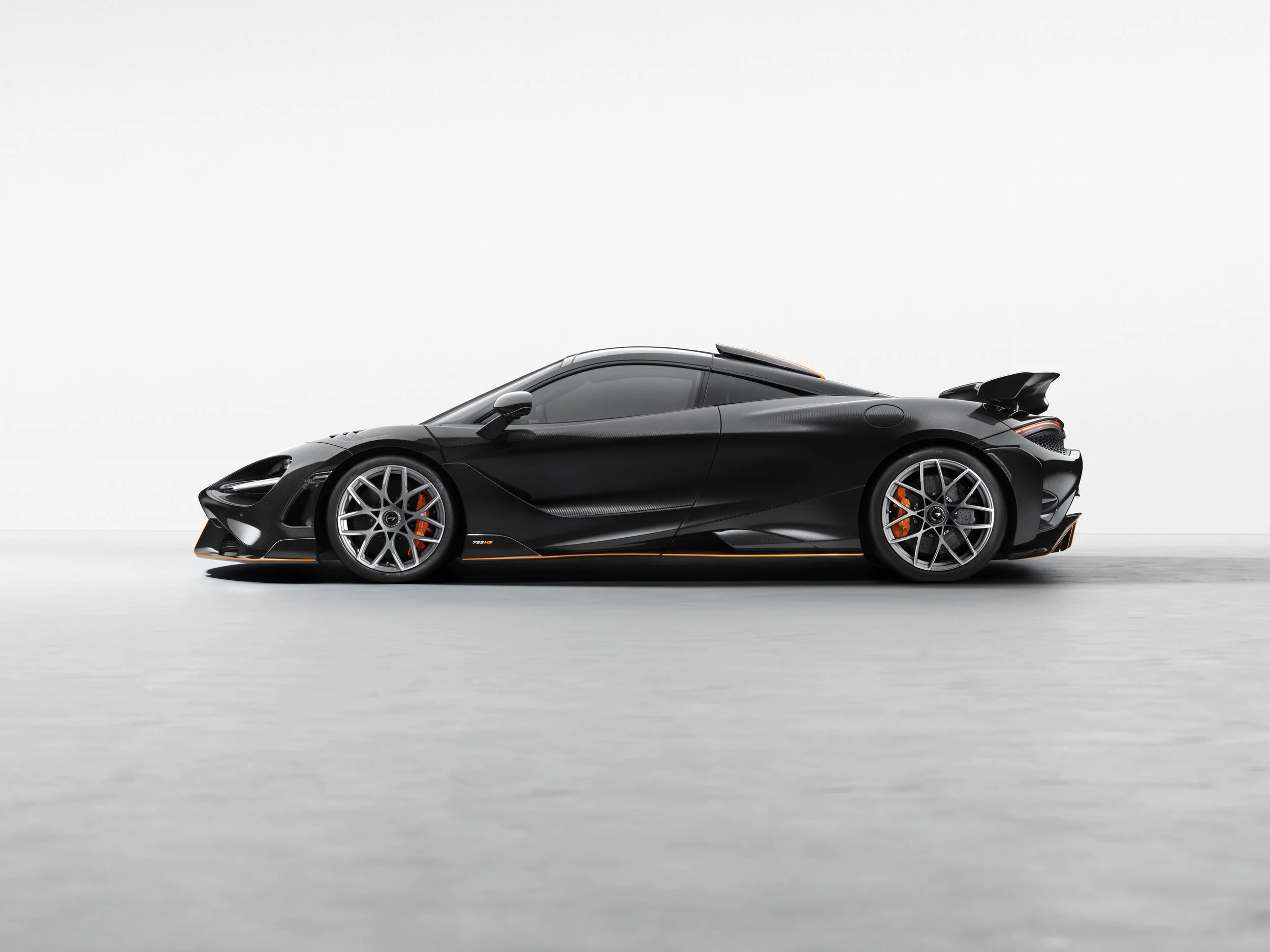 18150-ns-mclaren-788hs-shot04-final.jpg