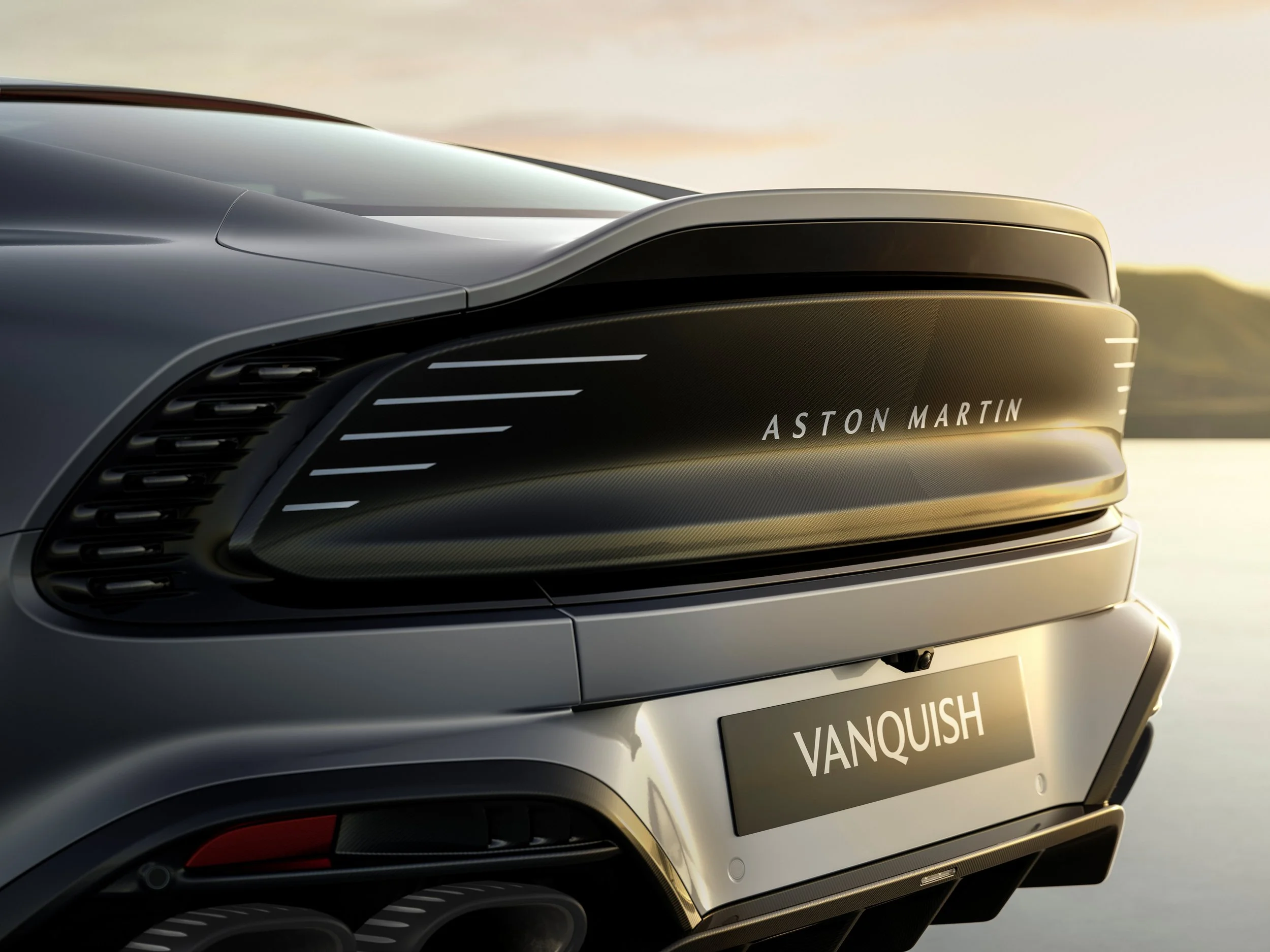 Aston Martin Vanquish 25_09.jpg