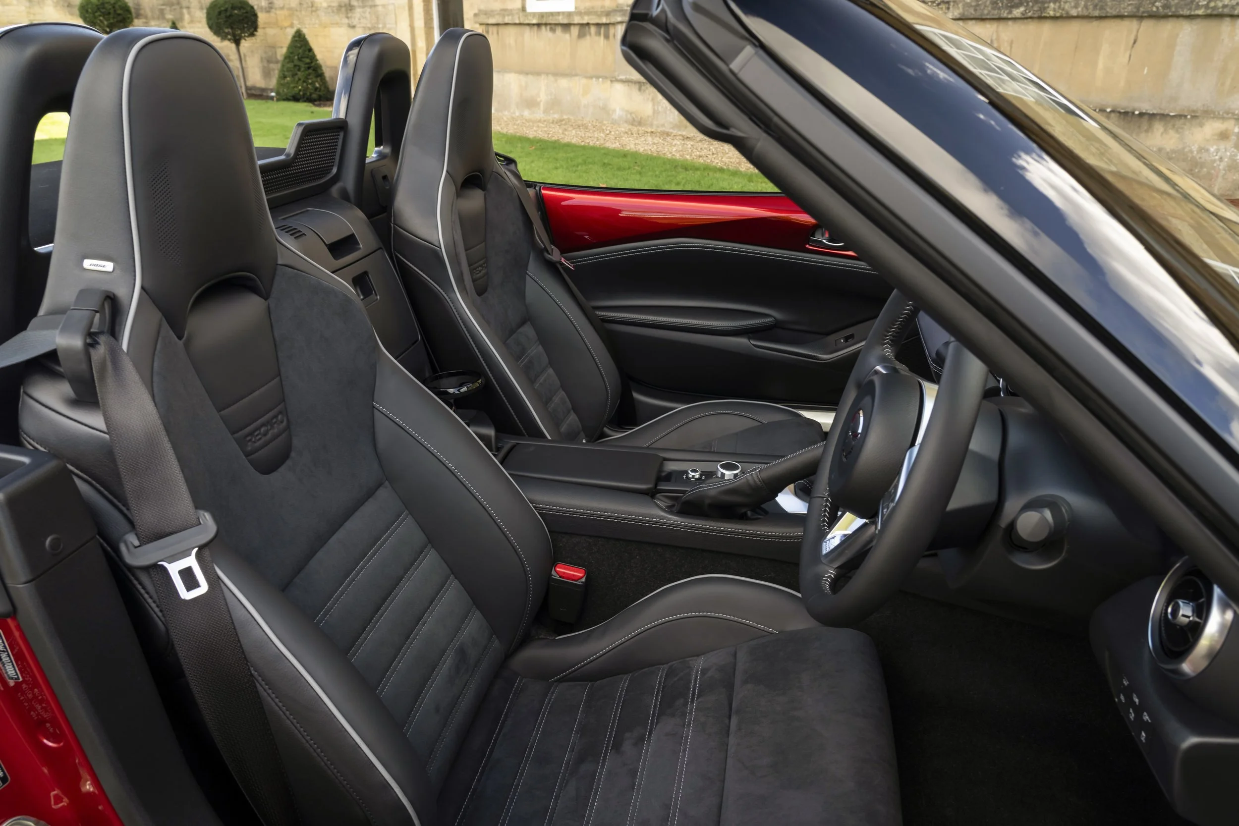 Mazda MX-5 (12).jpg