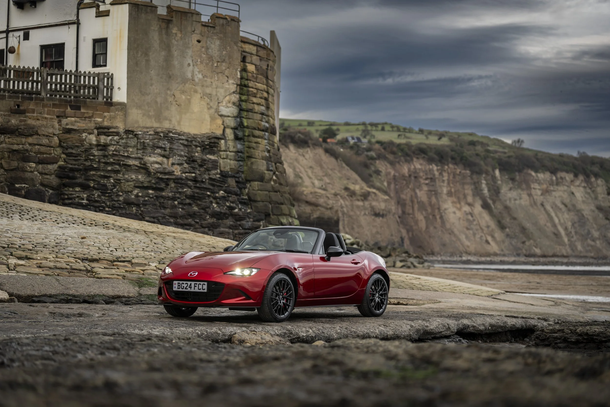 Mazda MX-5 (13).jpg
