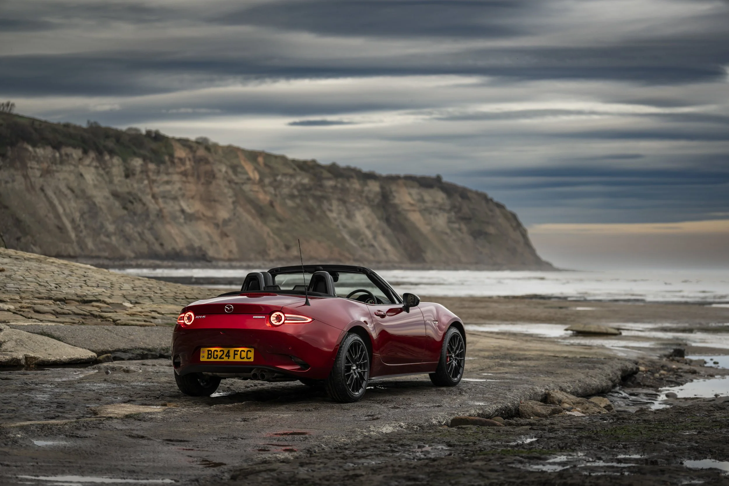 Mazda MX-5 (14).jpg