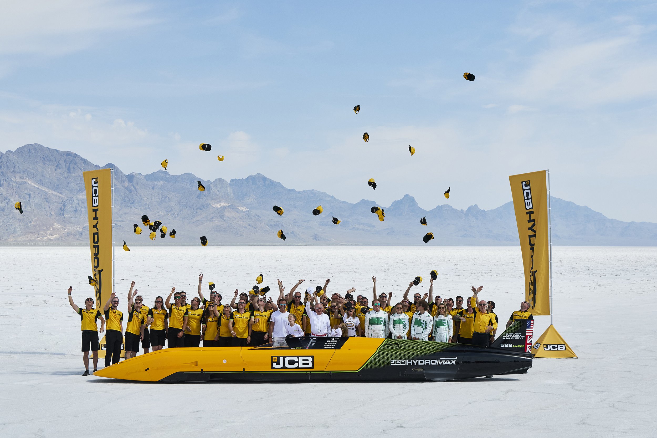 406.320mph! JCB Hydromax breaks World Land Speed Record