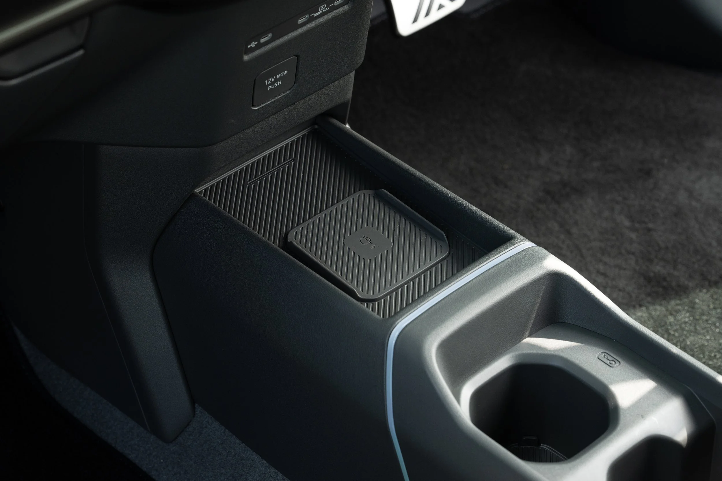 EV2 'GT-Line S' 61.0kWh FWD - Moonlight Mint (67).jpg