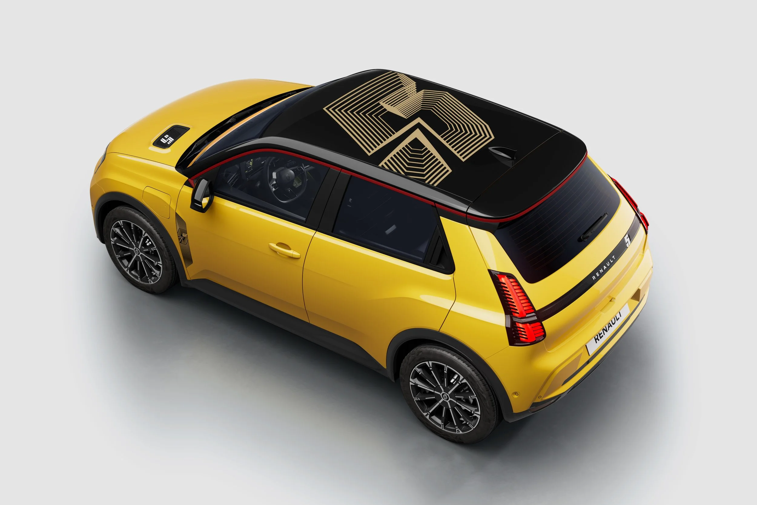 23837-renault-5-e-tech-electric-8.jpg