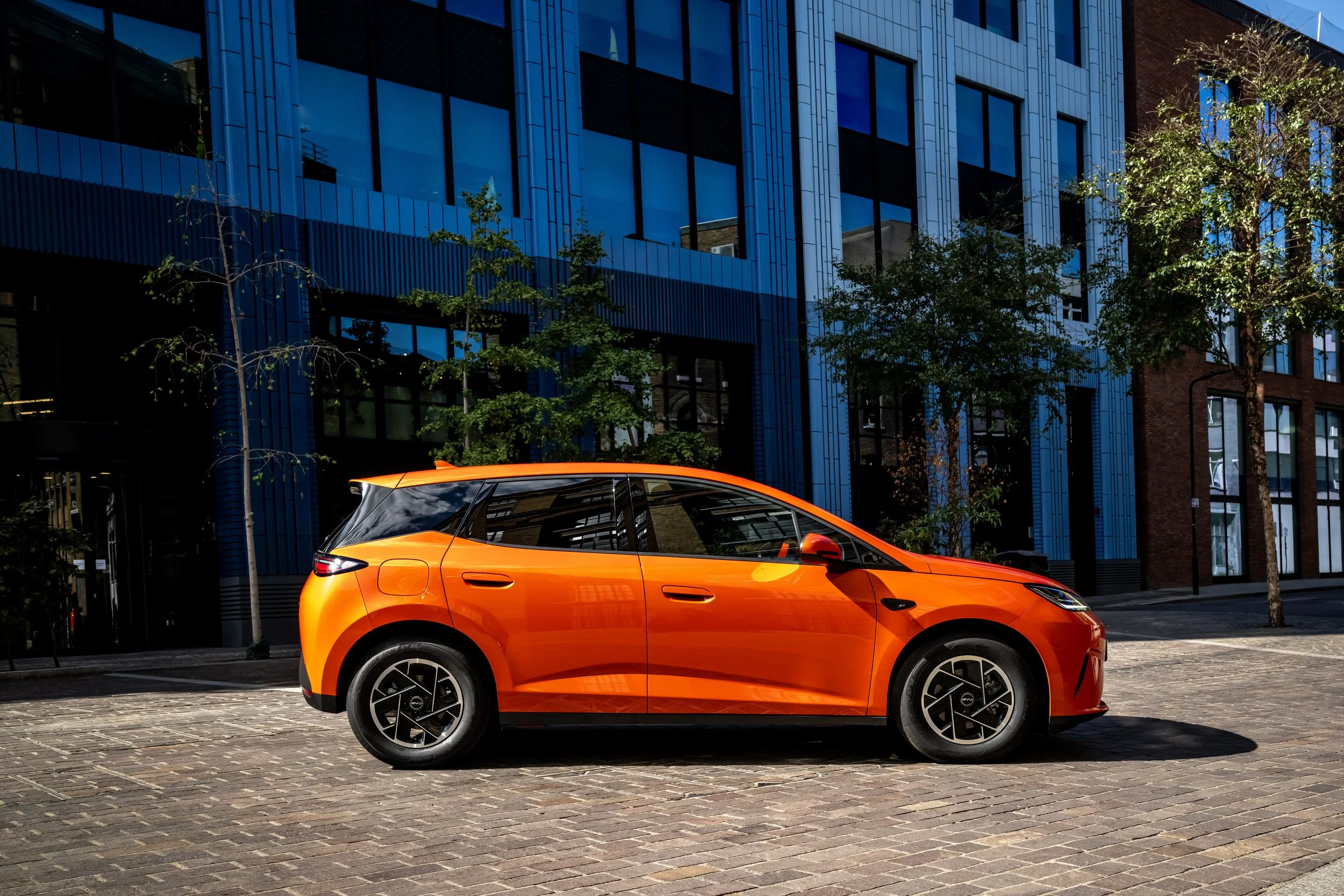 BYD_Dolphin_Orange__089.jpg