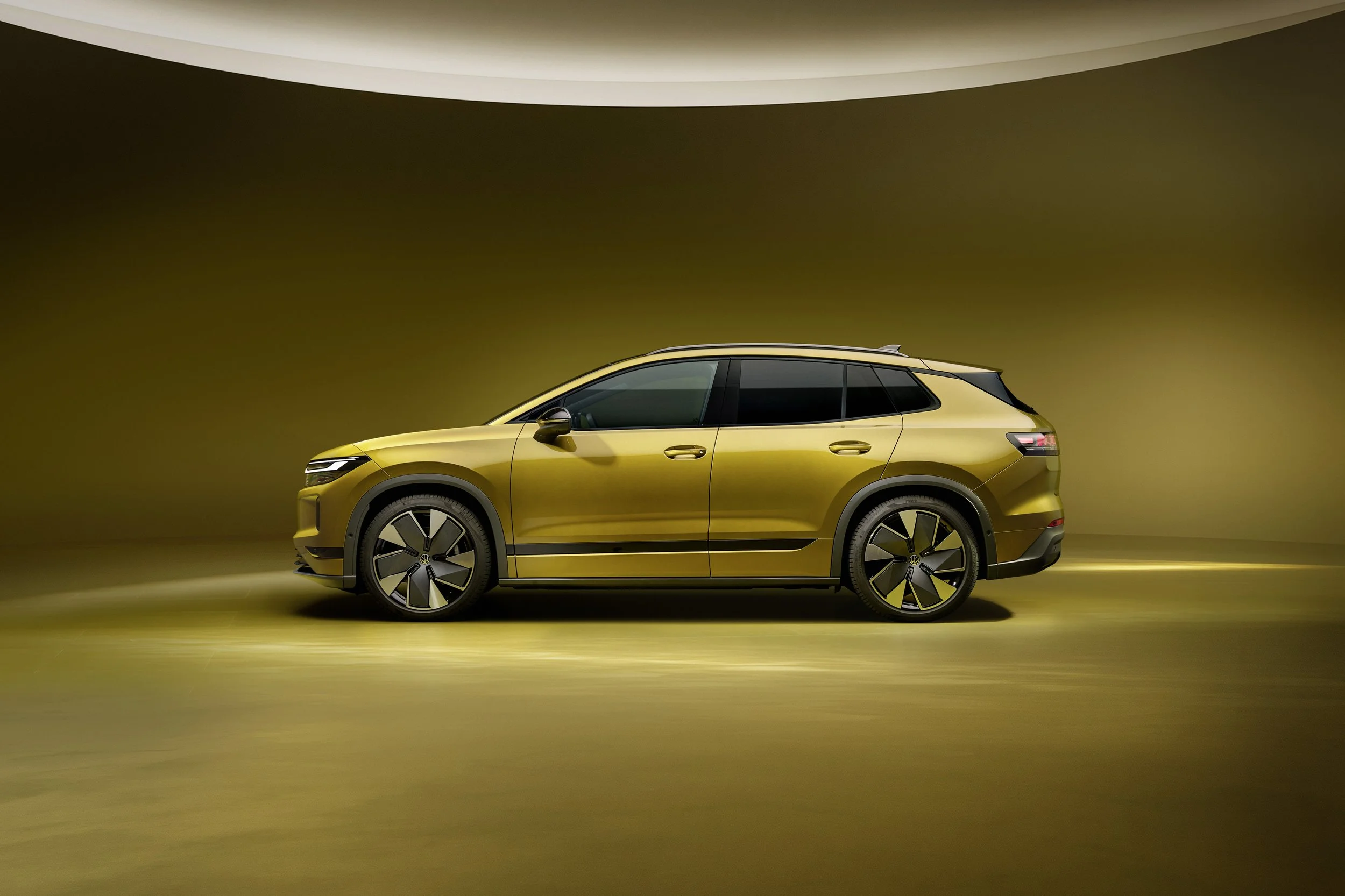 42757-db2026au00896.jpg