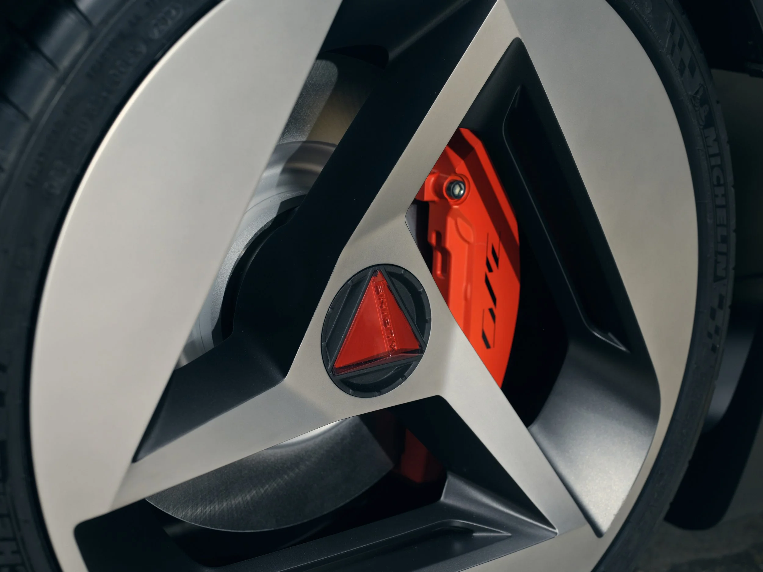 4353-alpine-a310-vision-19.jpg