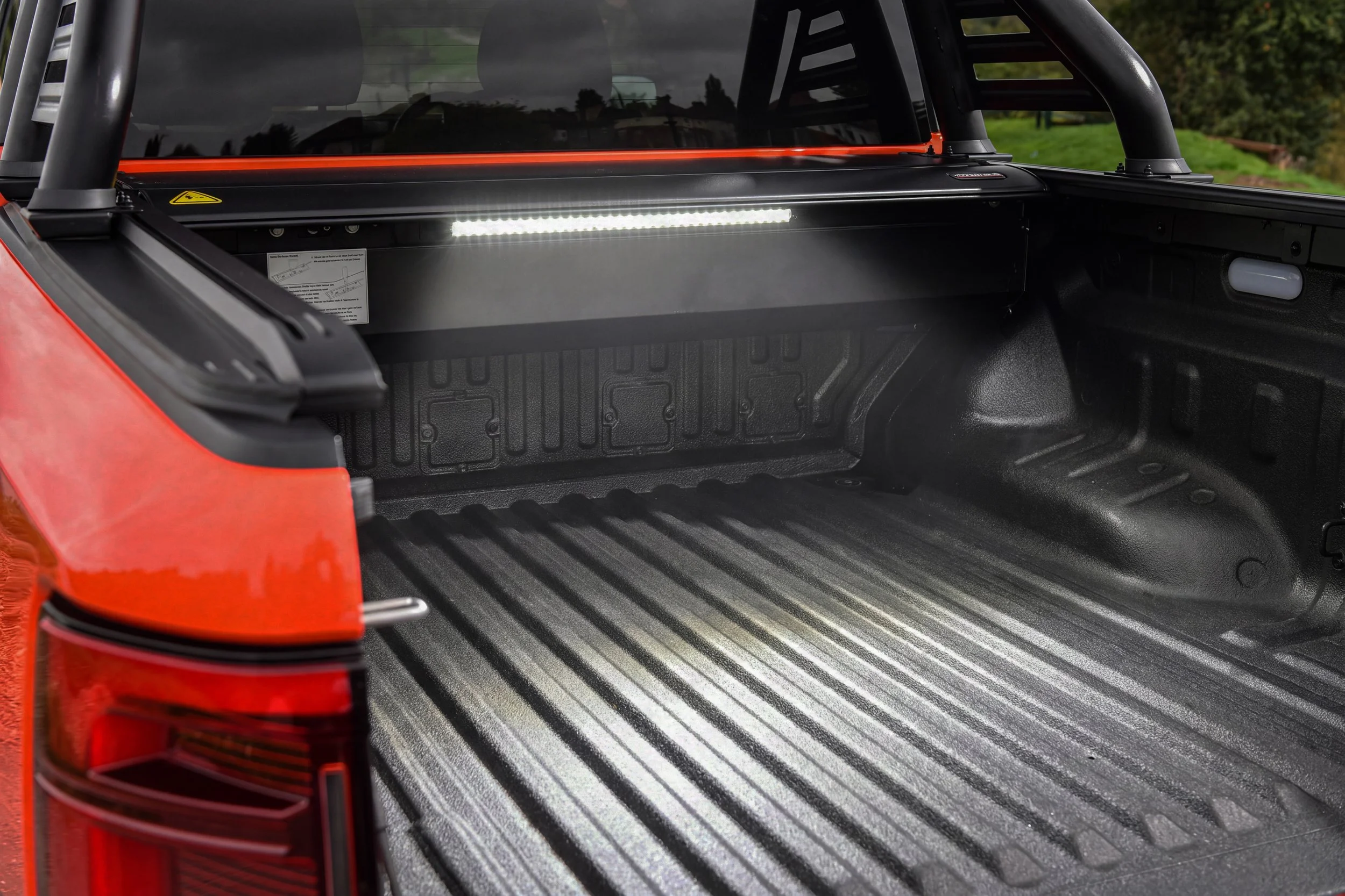 11 Truckman Electric Tonneau BYD SHARK (9).jpg