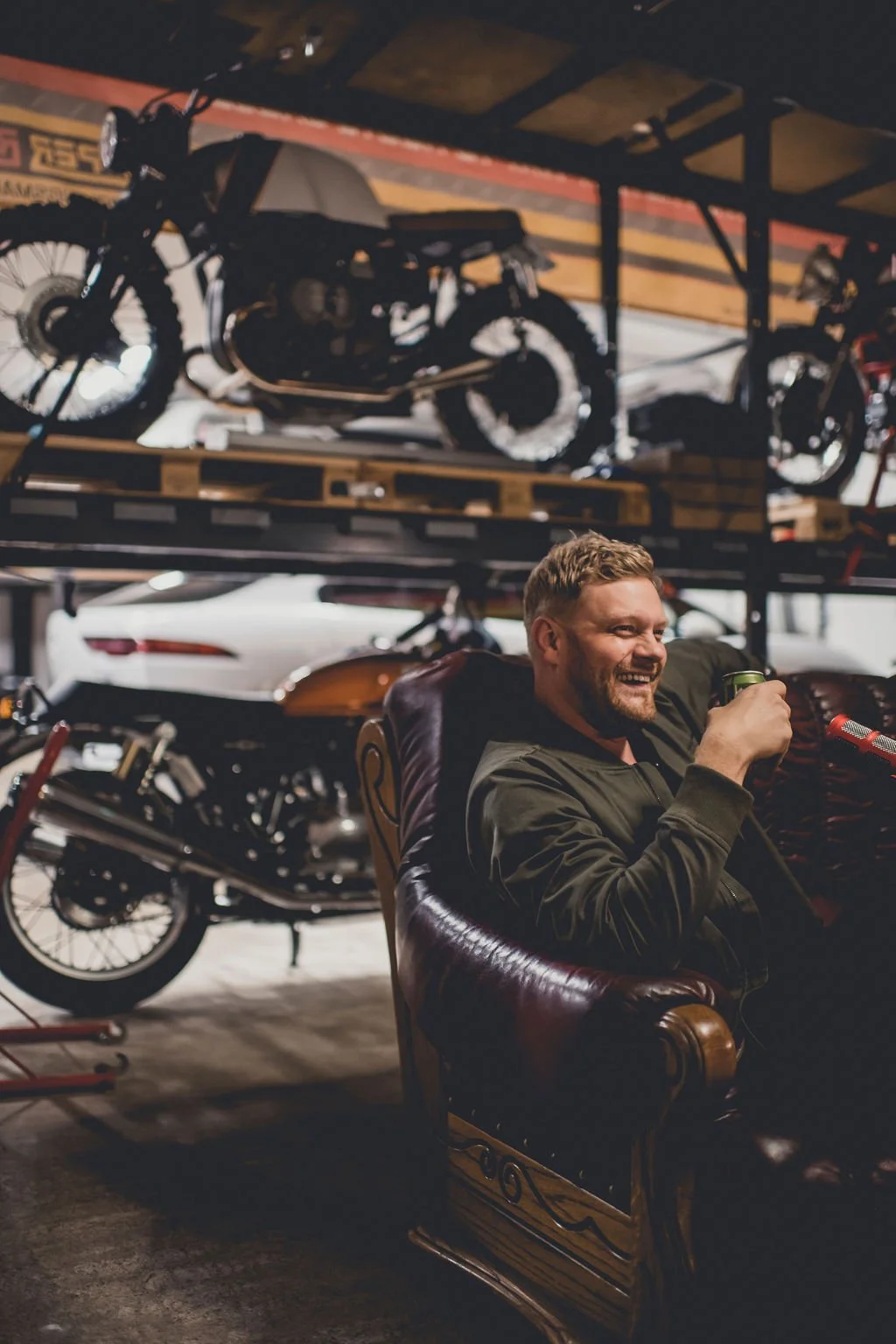 Photo Gallery Baffle Haus — Driven