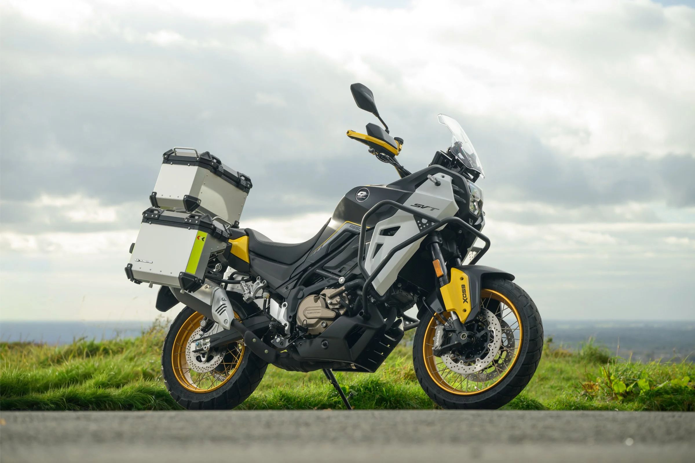 QJMOTOR SVT 650 X Review