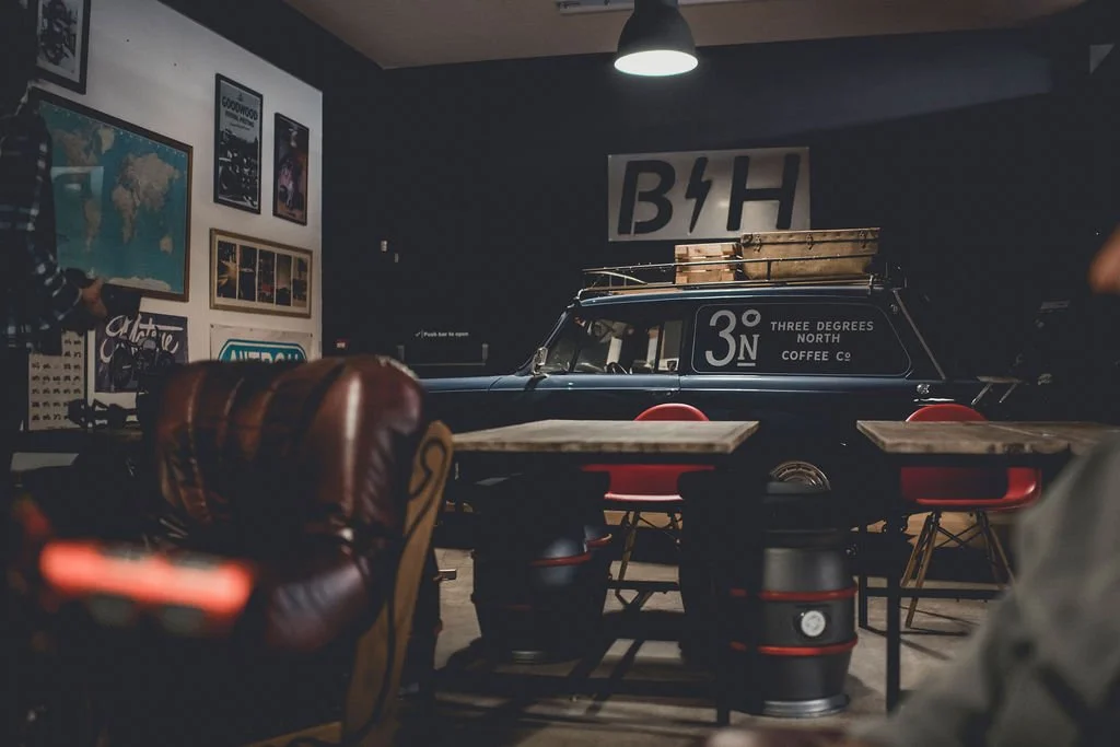 Photo Gallery Baffle Haus — Driven