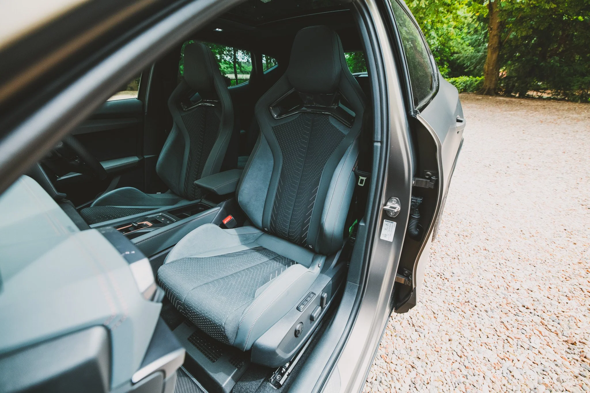 CUPRA Sabelt Bucket Seats