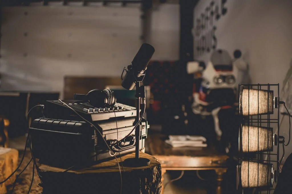 Photo Gallery Baffle Haus — Driven