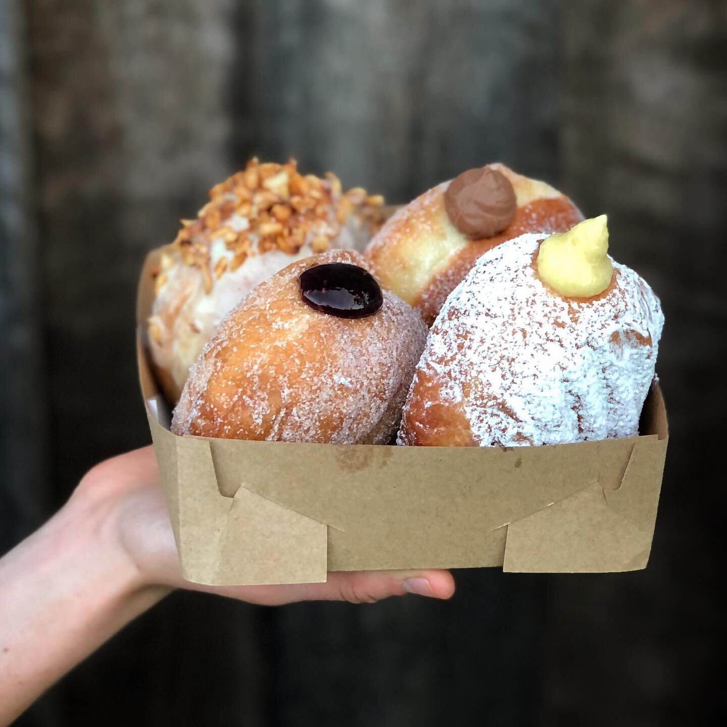 Dad's Day this Sunday! Make it count at Fairhill  from 8am with our deluxe range of fresh Ten Acres Farm native inspired sourdough donuts. Delicious! 

&bull; Raspberry &amp; Wattle Seed
&bull; Lemon Myrtle Custard
&bull; Choc River Mint
&bull; White