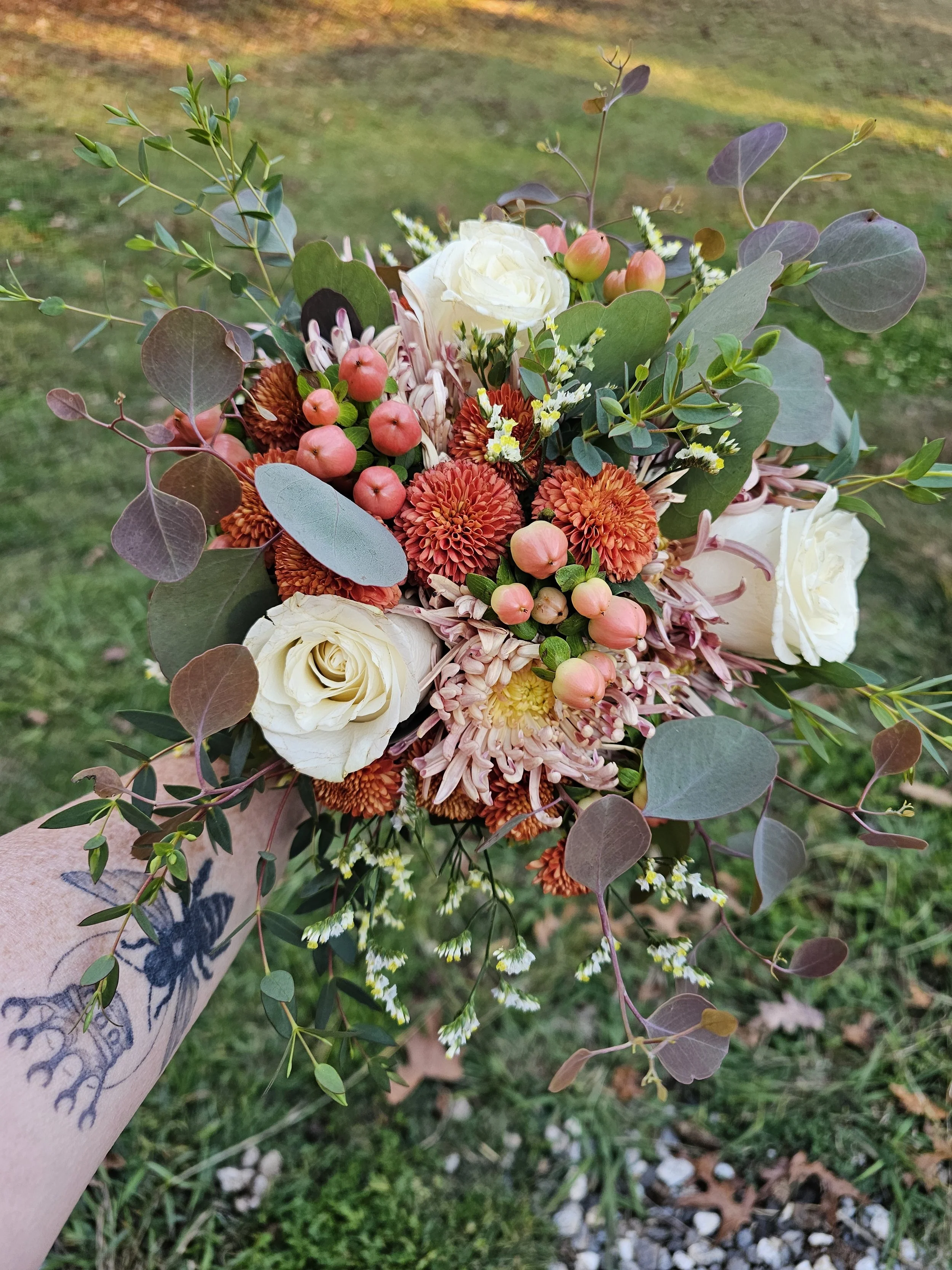 bridal bouquet in fall colors