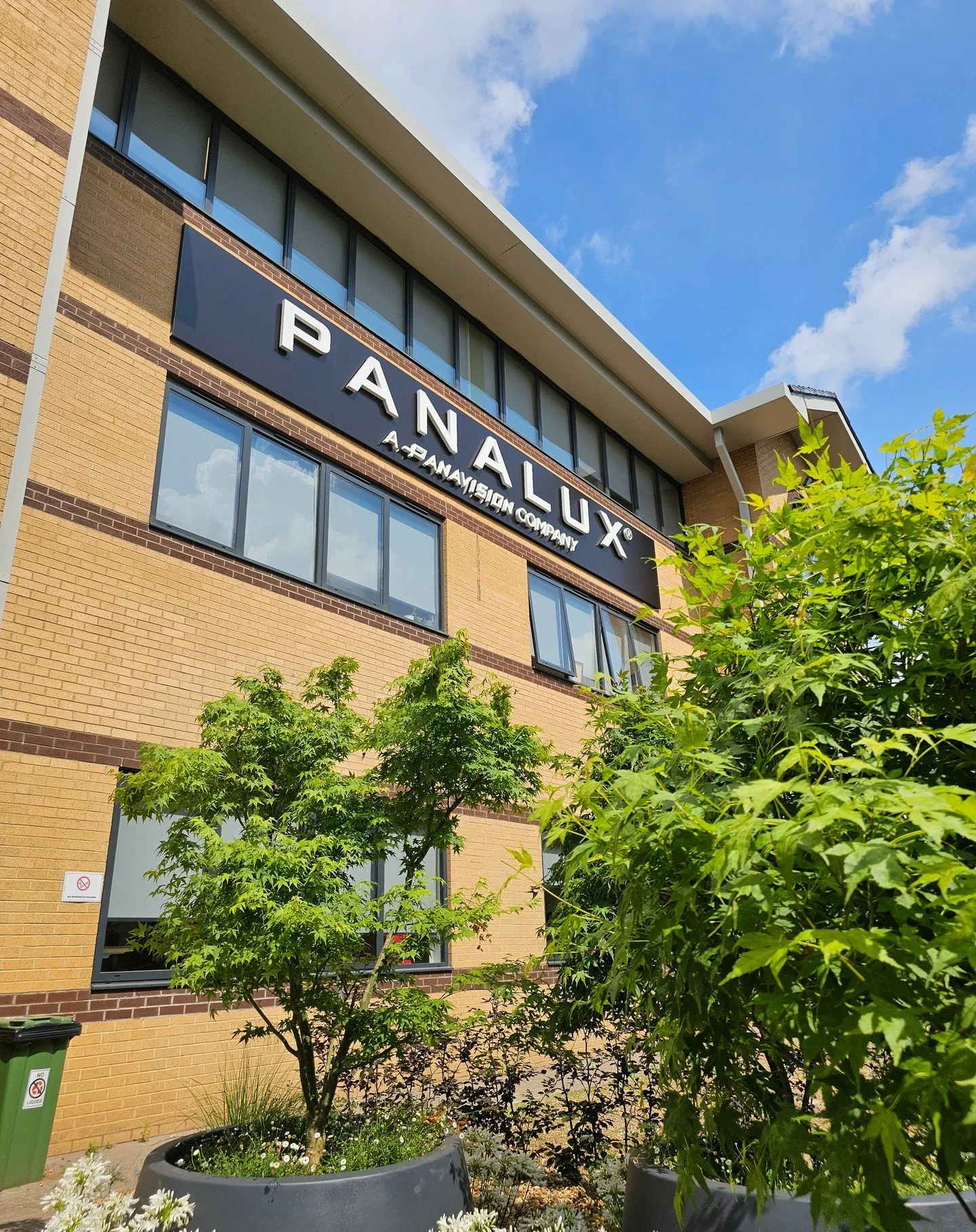 A quick trip last week to catch up with the lovely team at Panalux and chat all things training! 
The new building and facilities are fantastic!! 👏