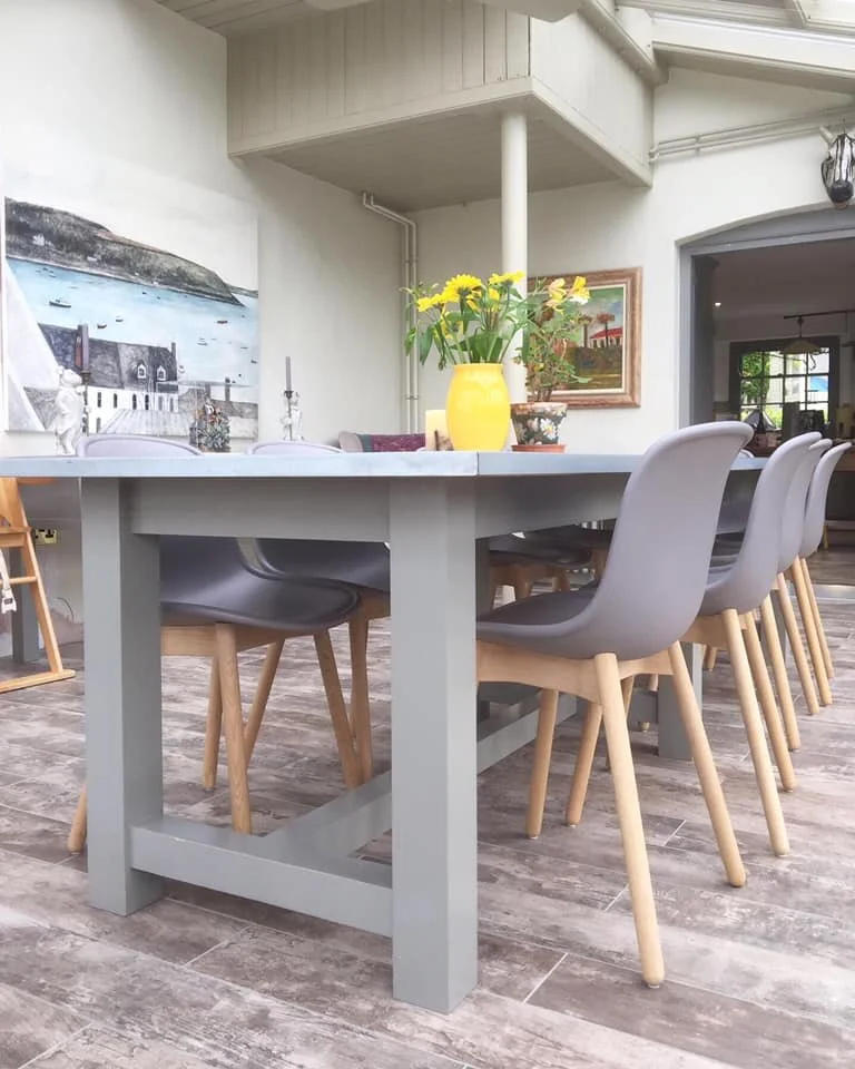 table .jpeg