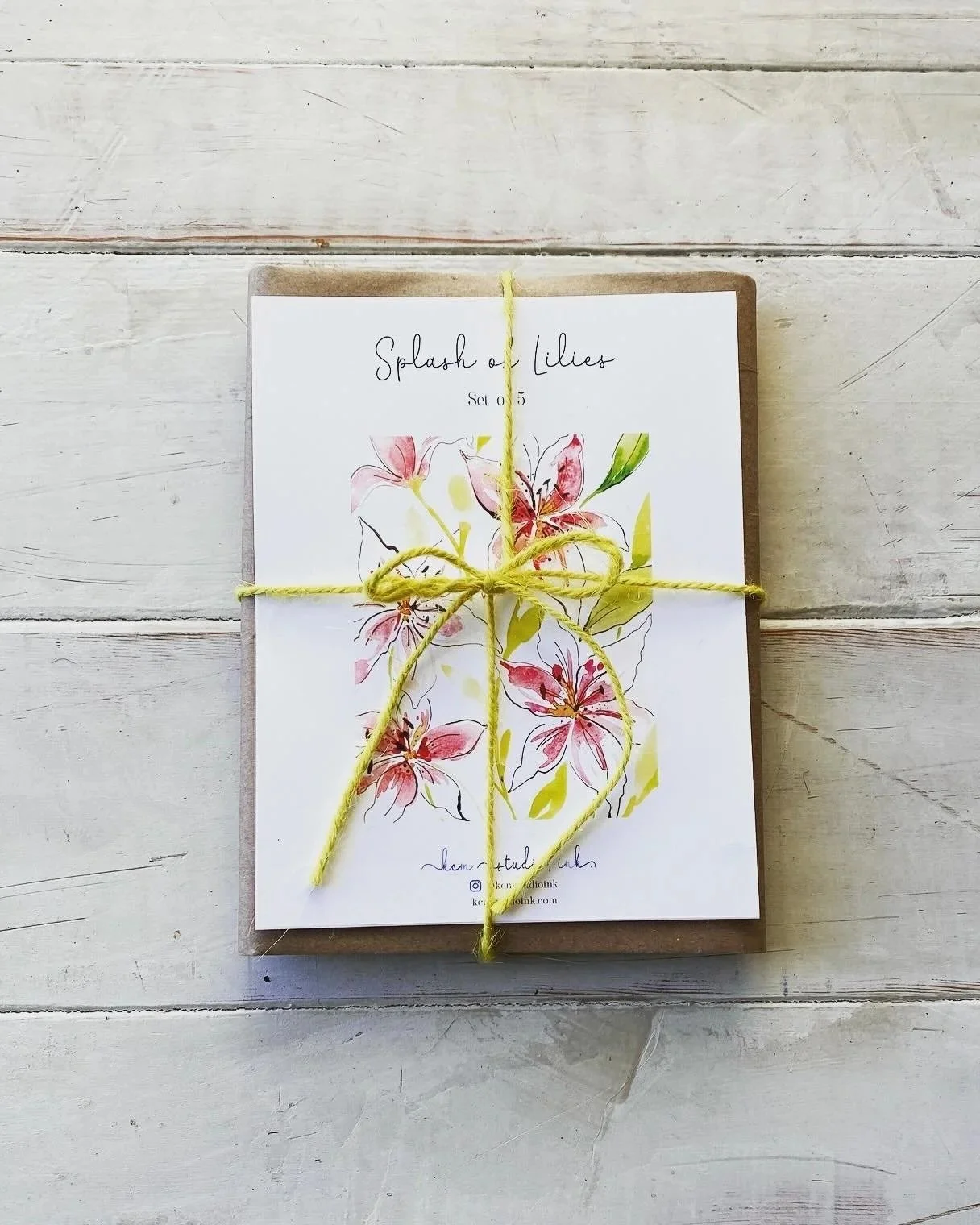 1250_Splash+of+Lilies_Gift+Set_Photo.jpg