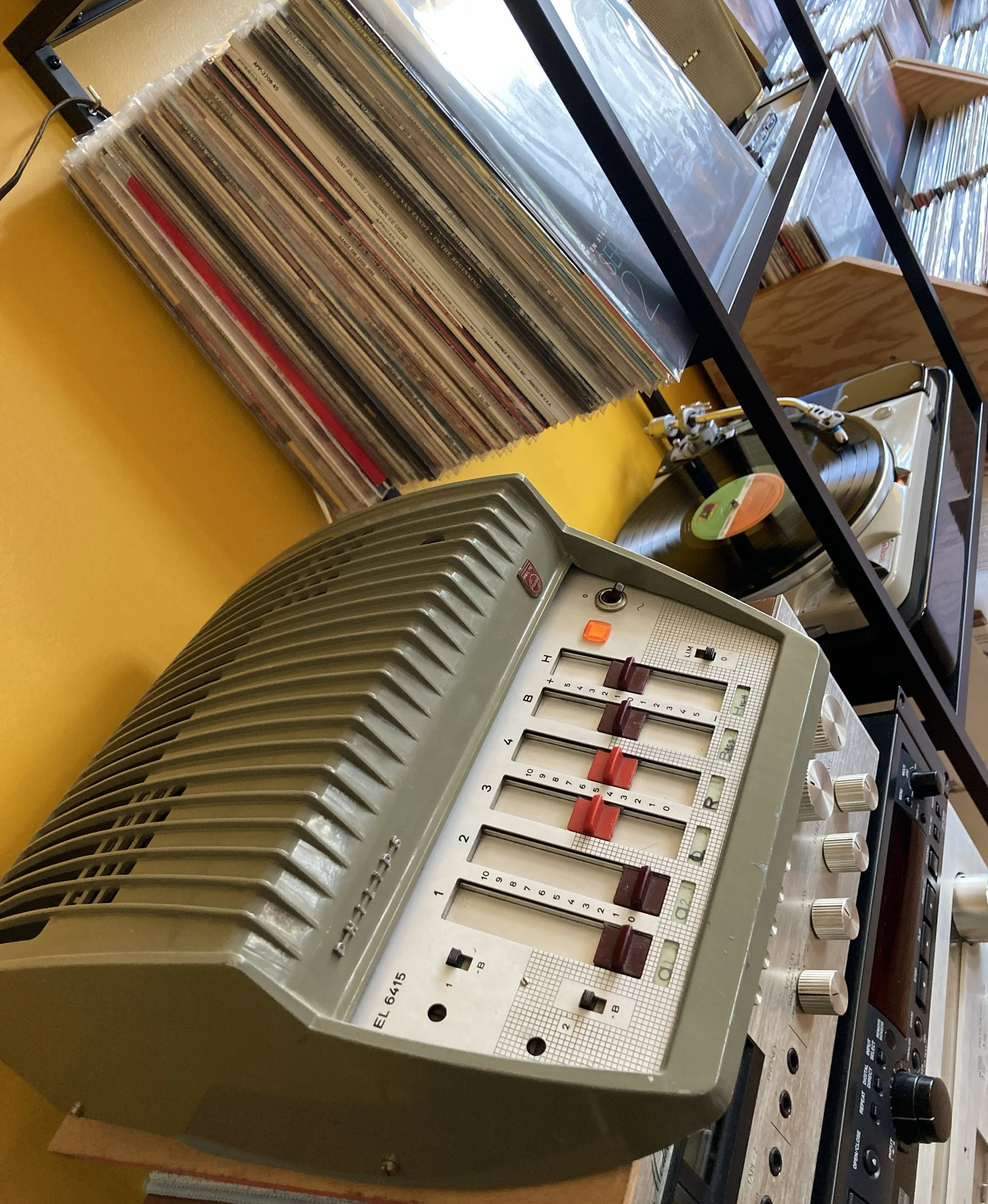 Vinyle-Tours-Disquaire 99.jpg