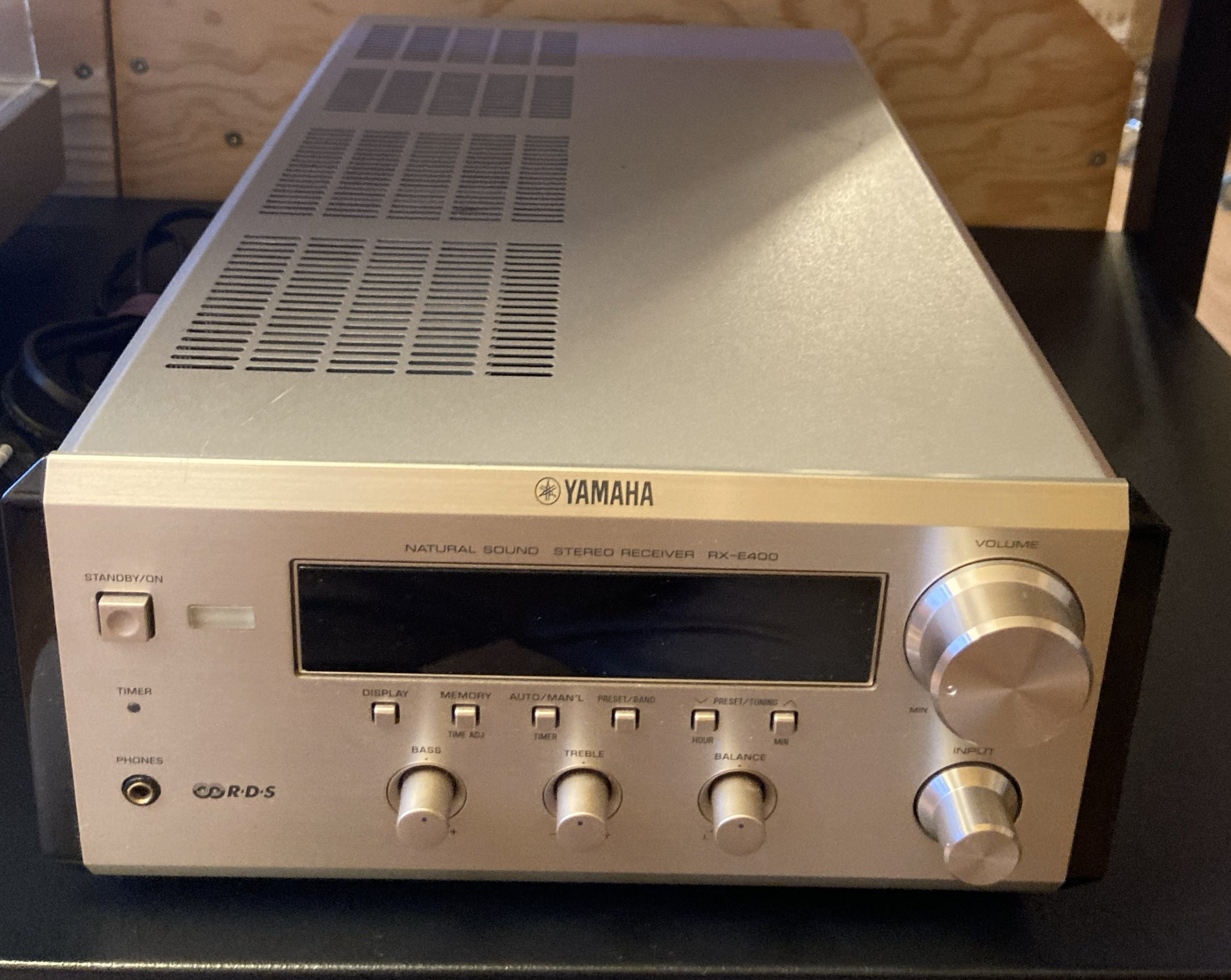 YAMAHA Natural Sound Stereo Receiver RX-E400