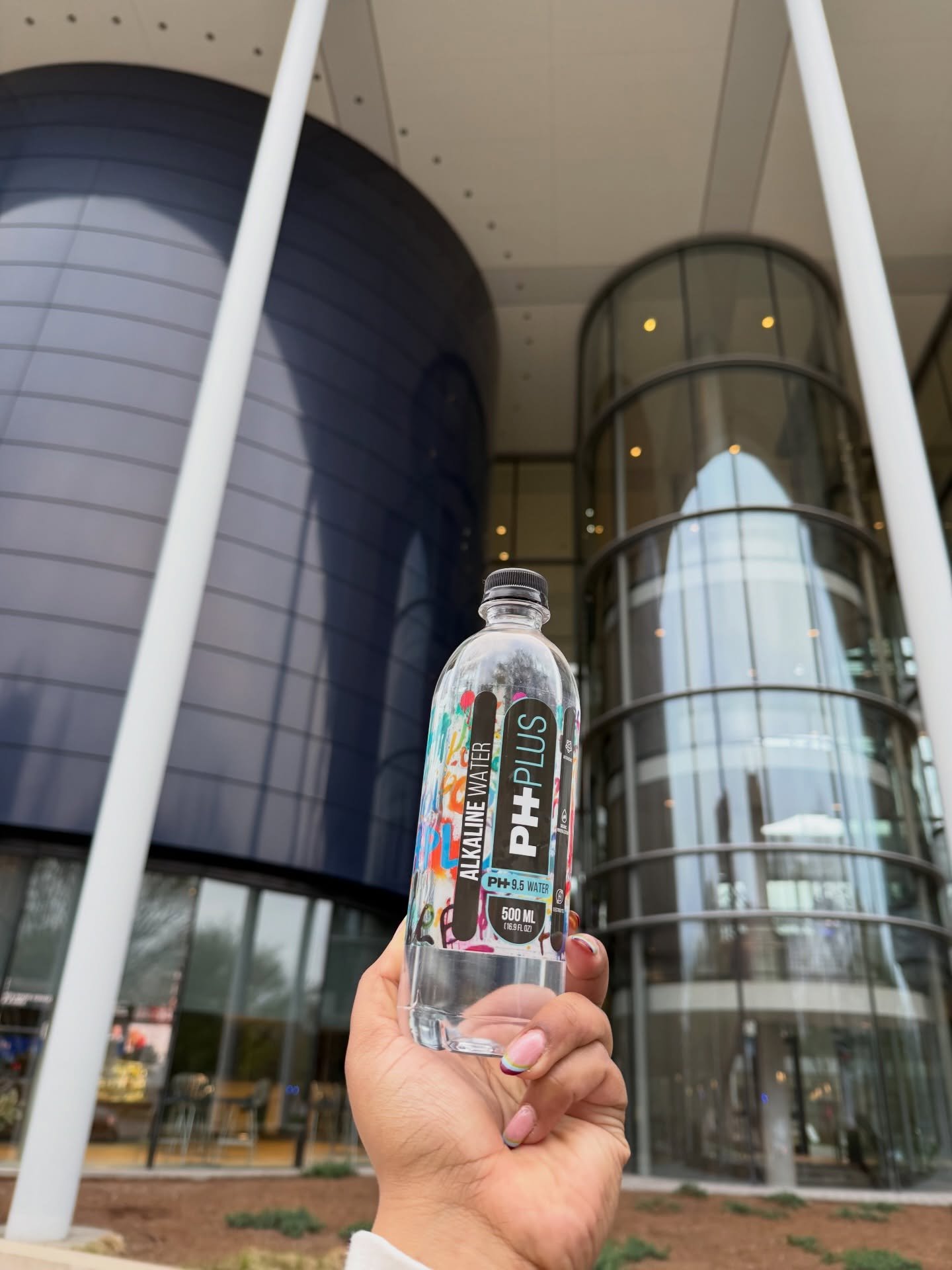 Last Saturday, @phplusalkalinewater powered the day at The Big CT Food Event 💧⚡️

With pH 9.5+ alkaline water crafted for hydration and an active lifestyle, PHPLUS Water kept our judges, founders, attendees, and volunteers refreshed from start to fi