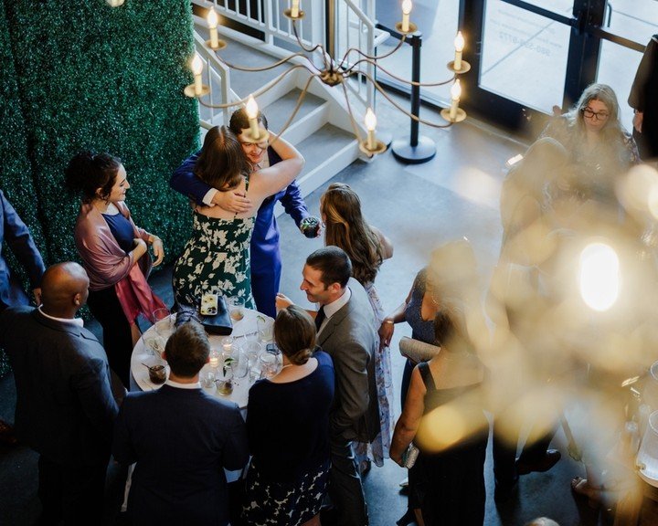 Who doesn't love cocktail hour? 🍸 || Ask a Beau Monde expert about our different bar packages!

Photography:  @parkspictures 

#thecollectorsroomclt #clt #charlottenc #charlotteweddingvenues #cltevents #wesleyheights #weddings #cltweddings #charlott