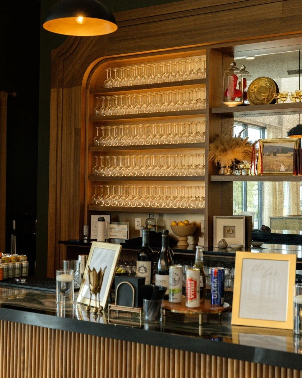 A luxury bar ready for your personal touch✨ || Learn more about our bar offerings (including custom!) by reaching out to one of our Beau Monde experts.
Photography: @gabrielleadunlevyphotography
Planner: @arh_events
Beverage program: @cateringbybeau