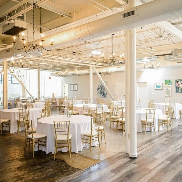 Full of natural light during the day, and moody dimmed lights at night ✨ || Make our space your own, visit www.beaumonde.com or email events@beaumondevenues.com to learn more about The Collector's Room and our other popular venues in Charlotte!