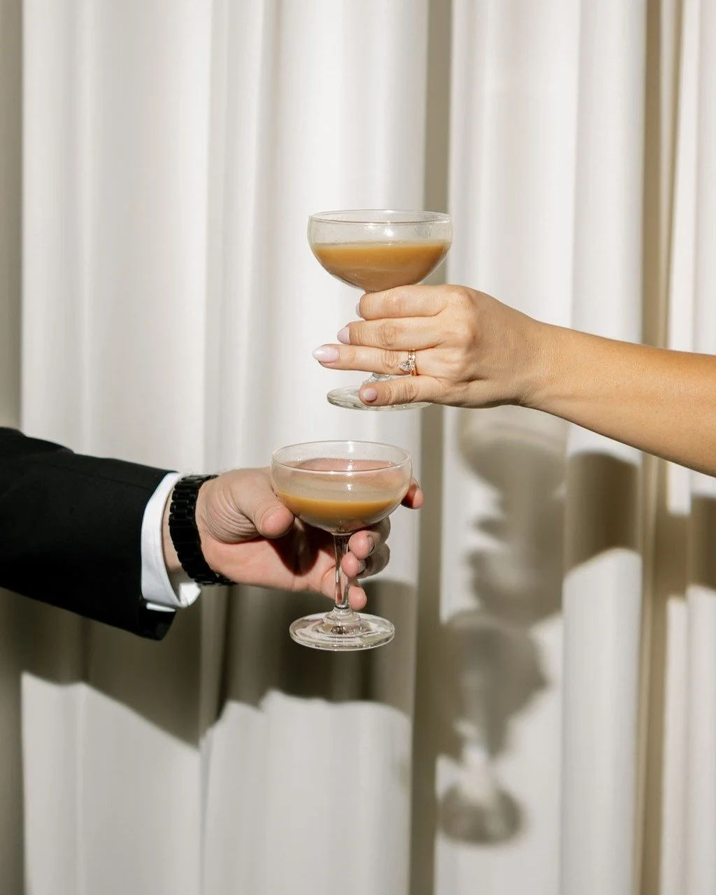Sleek, bold, and a guaranteed crowd favorite: the espresso martini. ✨ || Our curated cocktail list is made especially for you.( P.S ask your Beau Monde expert about creating a custom cocktail!)

Planning: @leighahaynesweddings
Photography: @gabriella