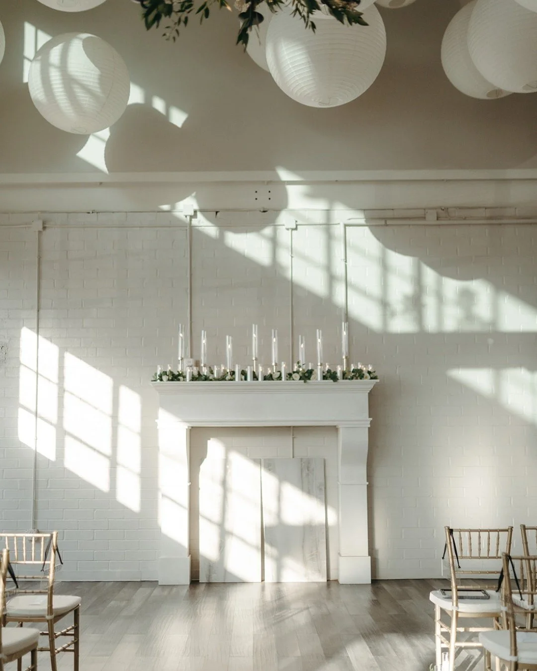 Every ceremony is different, but the joy that fills this room never changes 🤍 || The Collector&rsquo;s Room is a renovated warehouse ready for your personal touch.

Photography: @fadedfernphotography
Planner: @clt.thegatheringco @thegathering.co
Flo