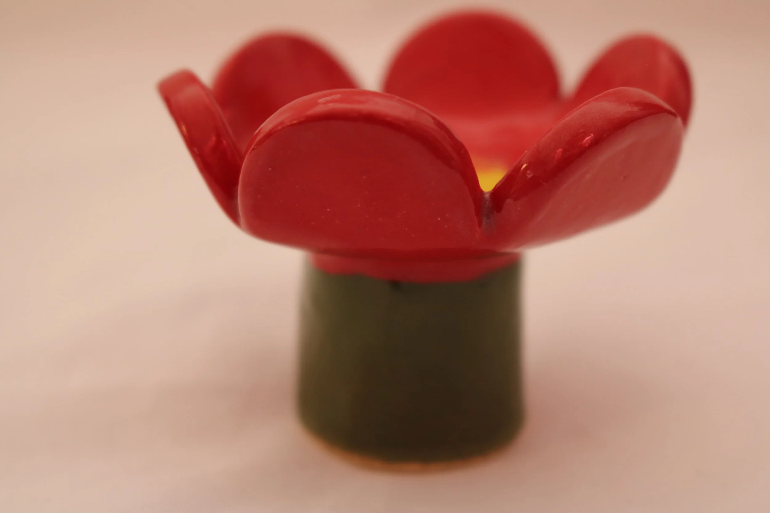 Ceramic Bee Drinker Flower