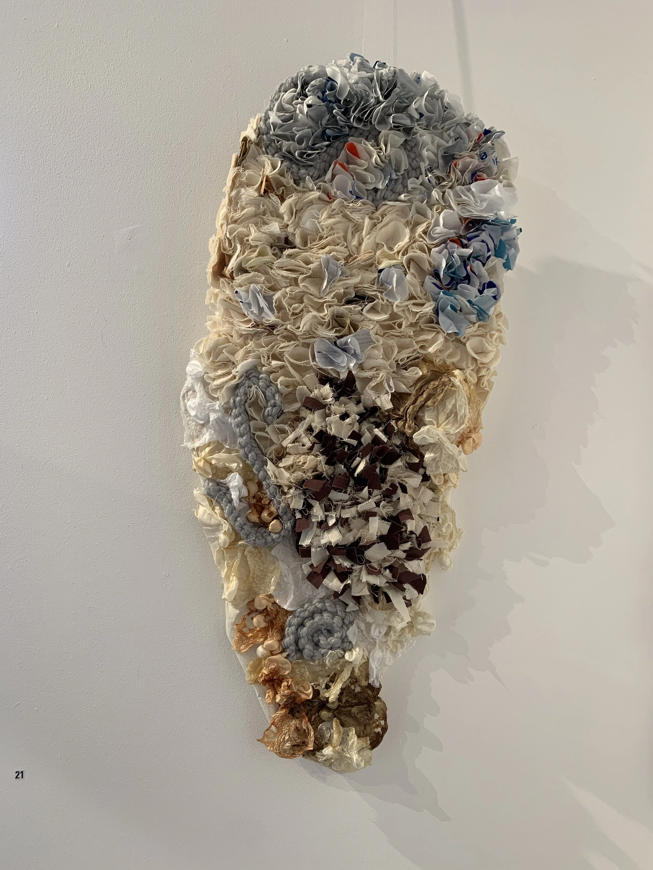 'Untitled' (2023) Artwork by Hannah Kelly (littlebookofdoodles)