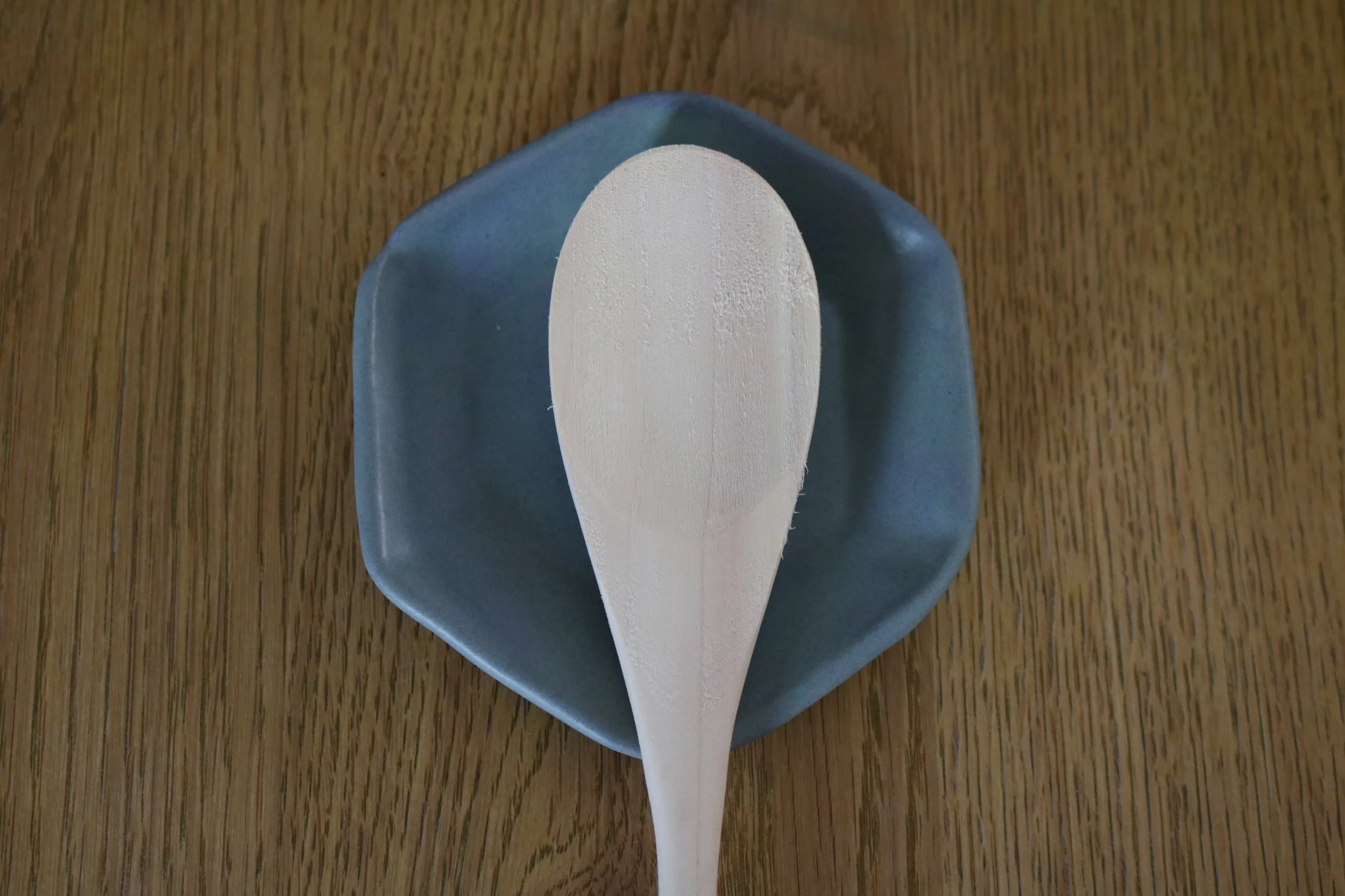 Hexagonal ceramic spoon rest