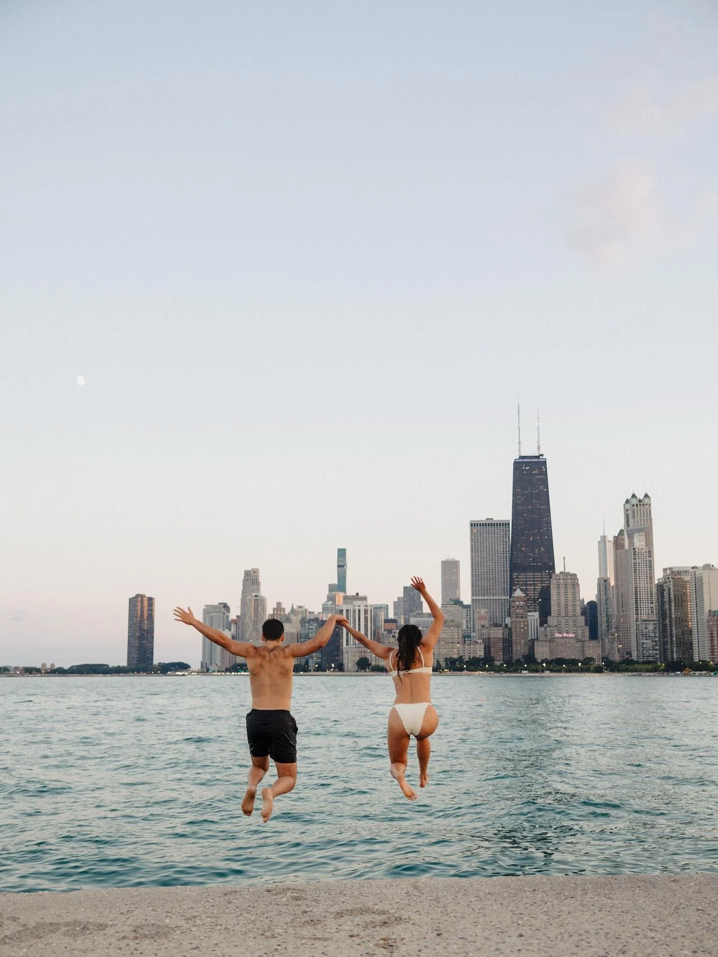 I couldn&rsquo;t have dreamed of a better way to close out my last summer in Chicago than with this session ✨🧡 simply unreal