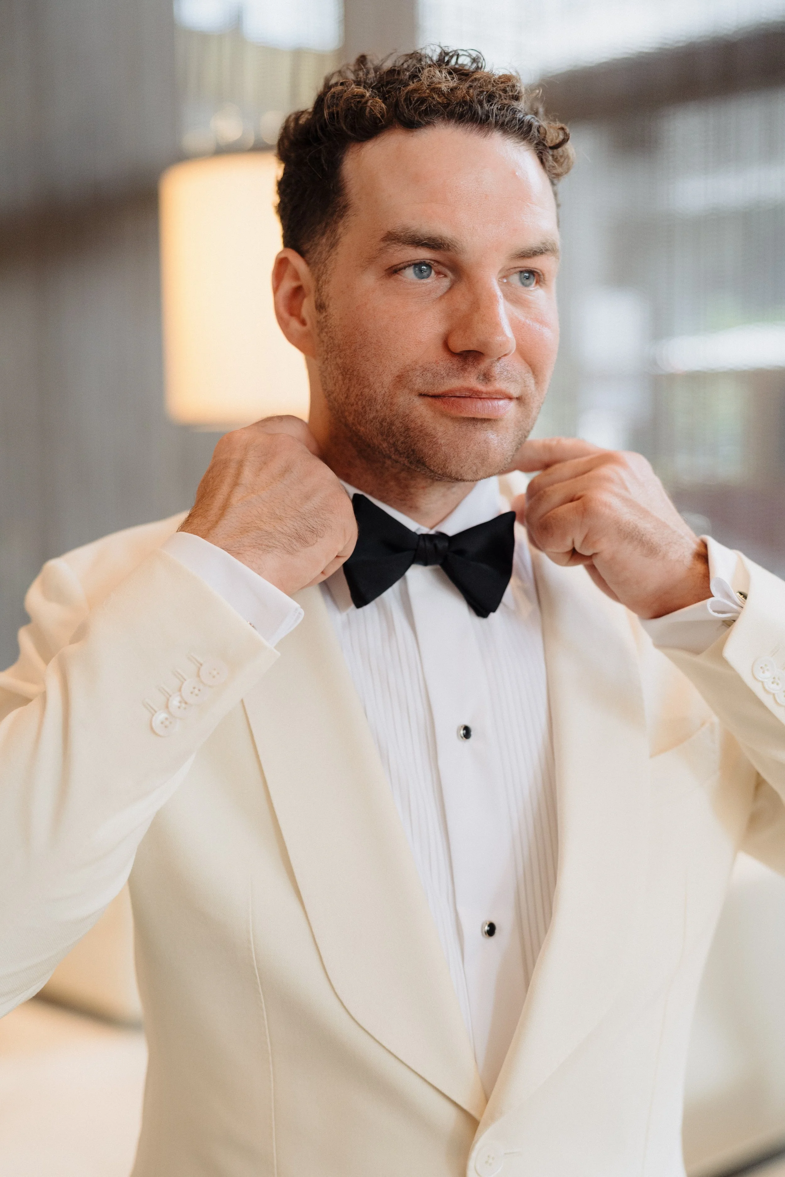 chicago-wedding-photographer-getting-ready7.jpg