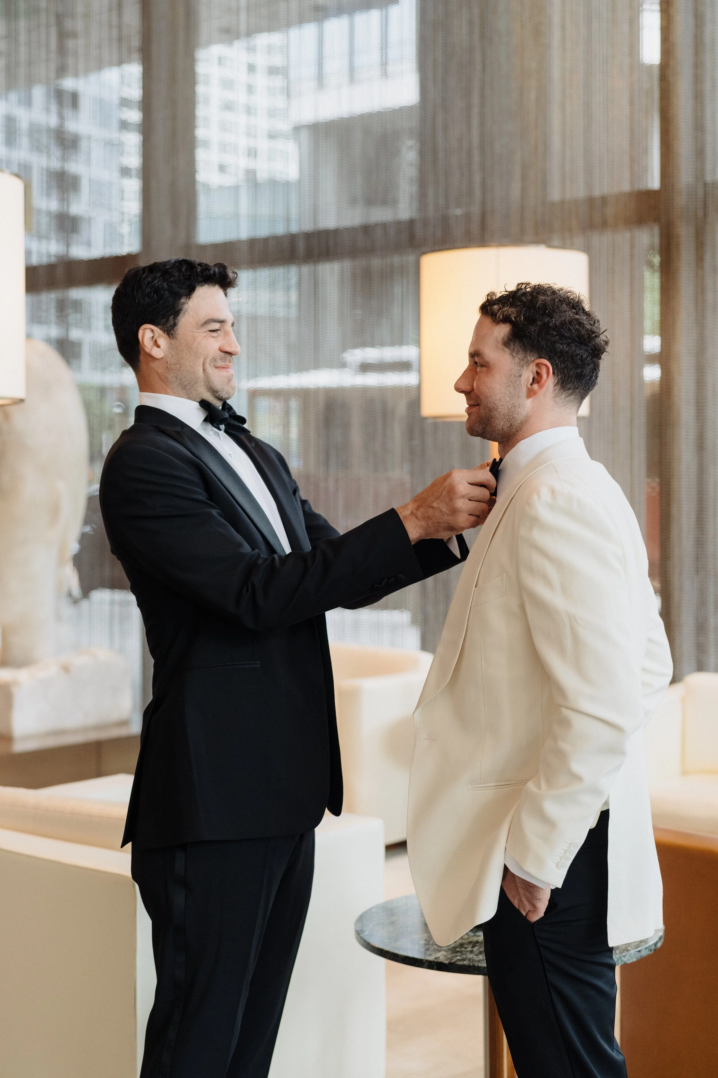 chicago-wedding-photographer-getting-ready10.jpg