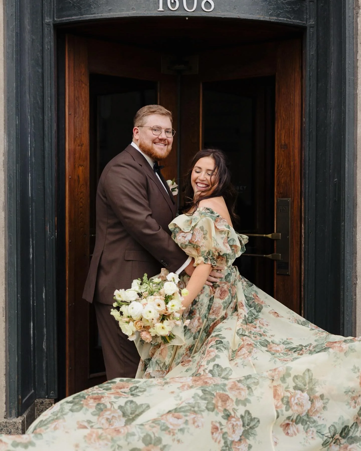 Doni, Kevin and their impeccable sense of style ✨

-florist: @thelocalpetaler
- DJ: @goldnoisedjs
- hair: @ashbeachwaves
- makeup: @shannonobrienweddings
- photo: @ashlynhenryphoto 
- planner: @olivefineweddings @fatiekortney 
- bridal gown: @selkie,