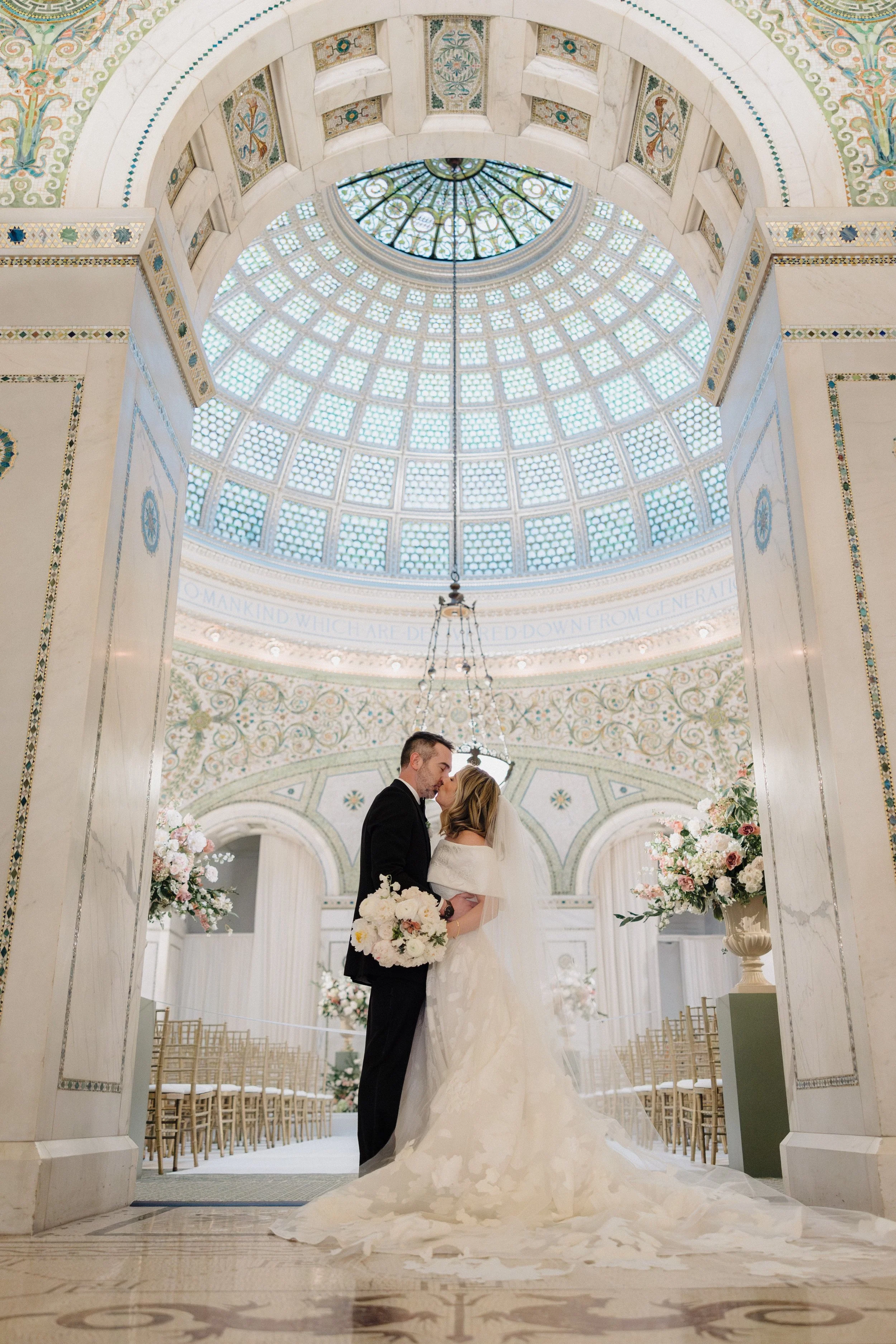 chicago-cultural-center-wedding28.jpg