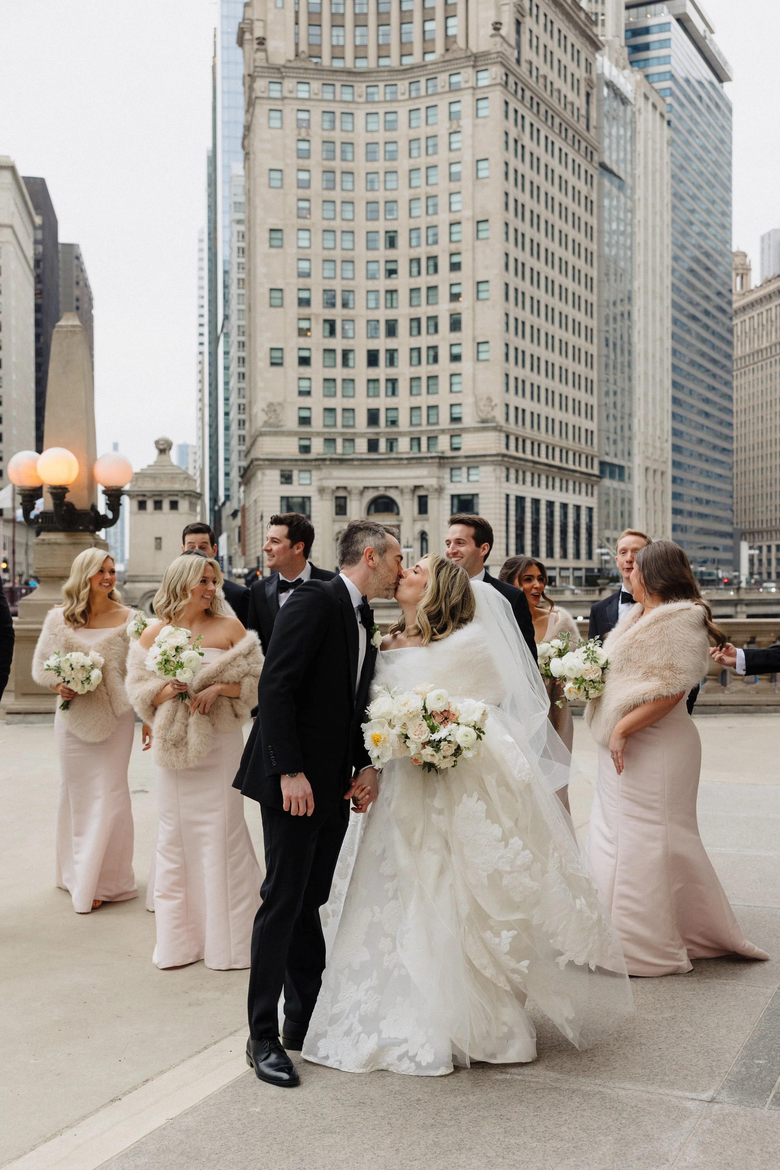 wrigley-building-wedding-photos-chicago3.jpg