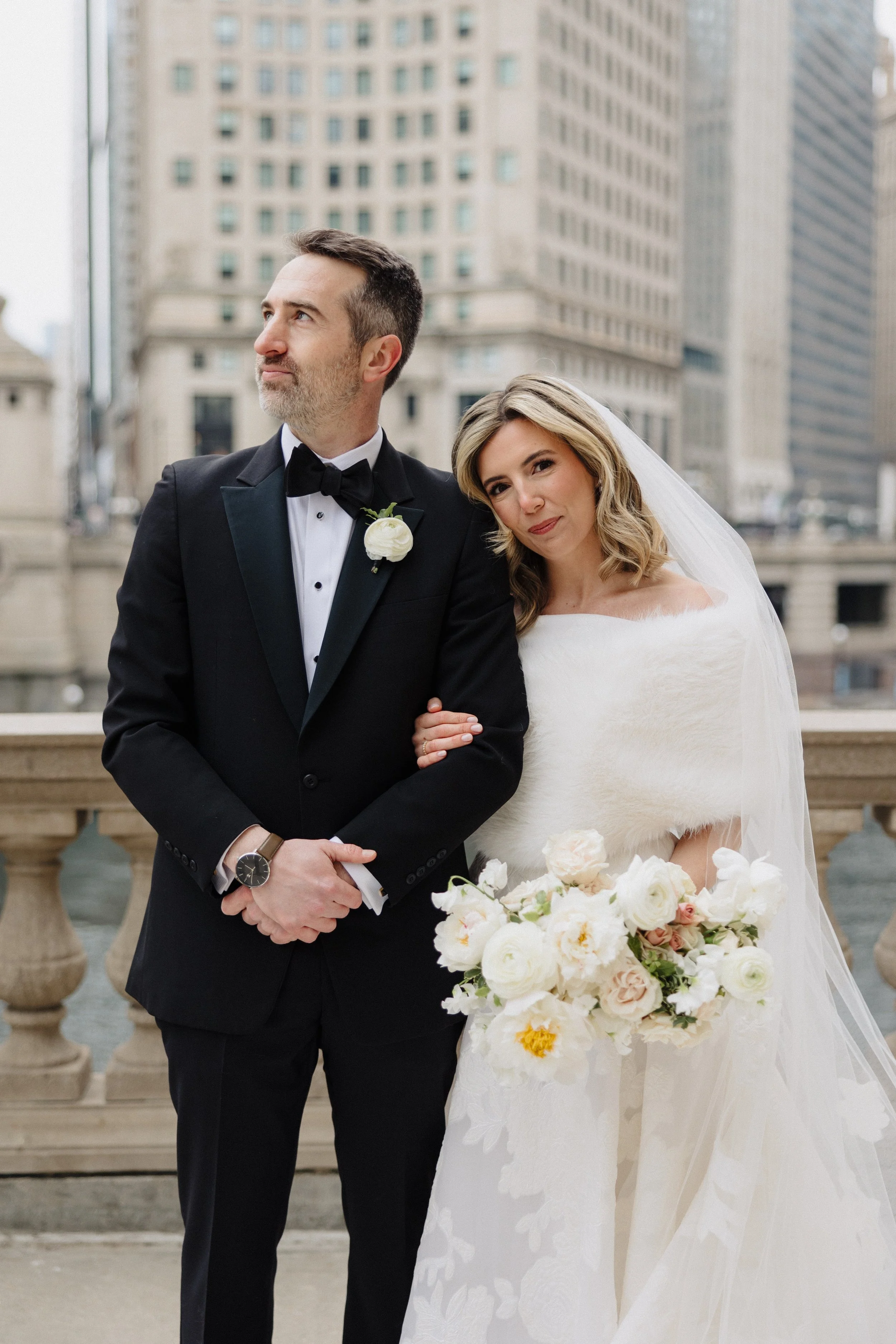 wrigley-building-wedding-photos-chicago7.jpg