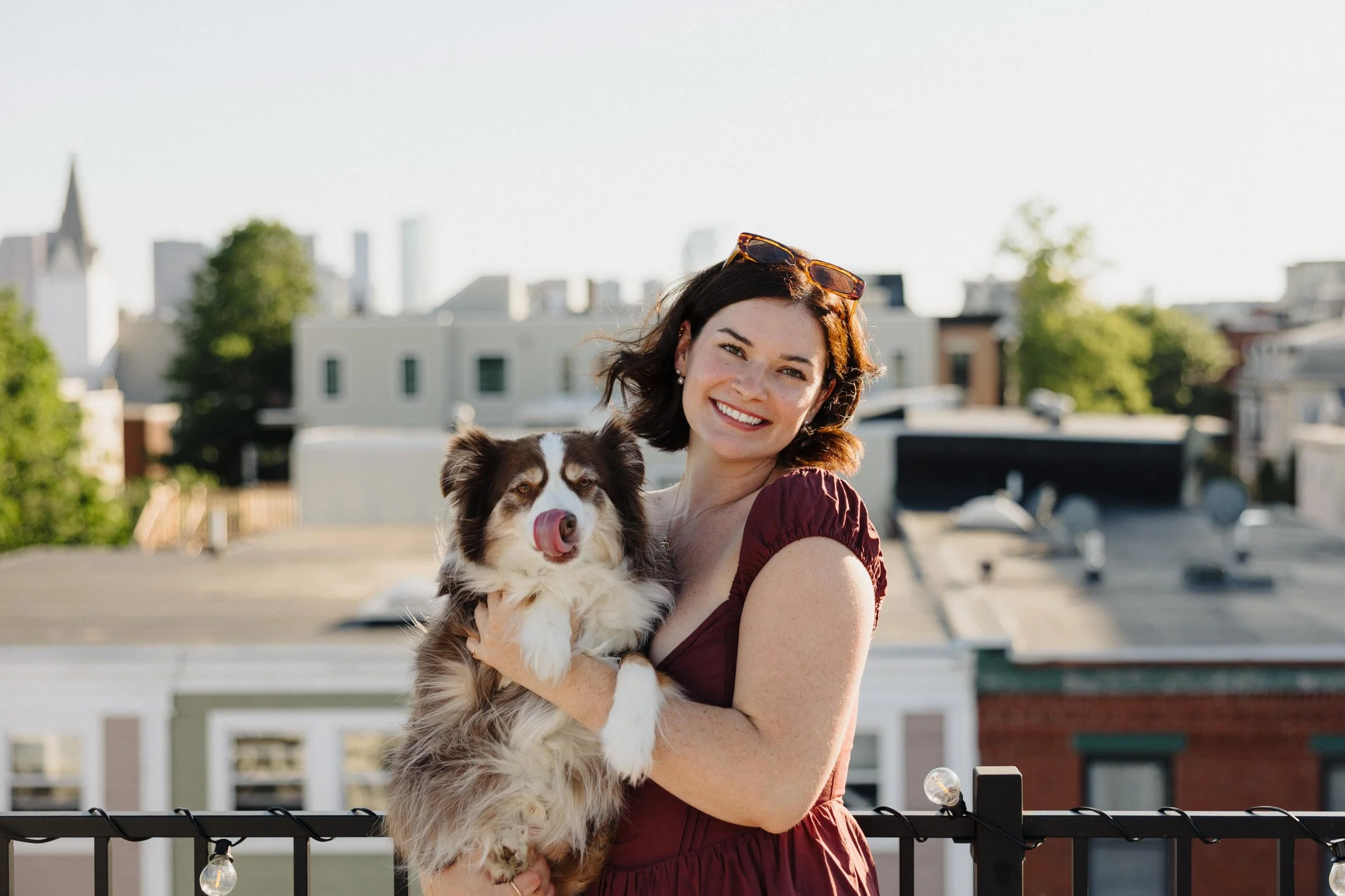 Howdy from our rooftop in Boston 🧡 4 months here so far &amp; living the dream!

Photo by @mikailadusenberryphoto