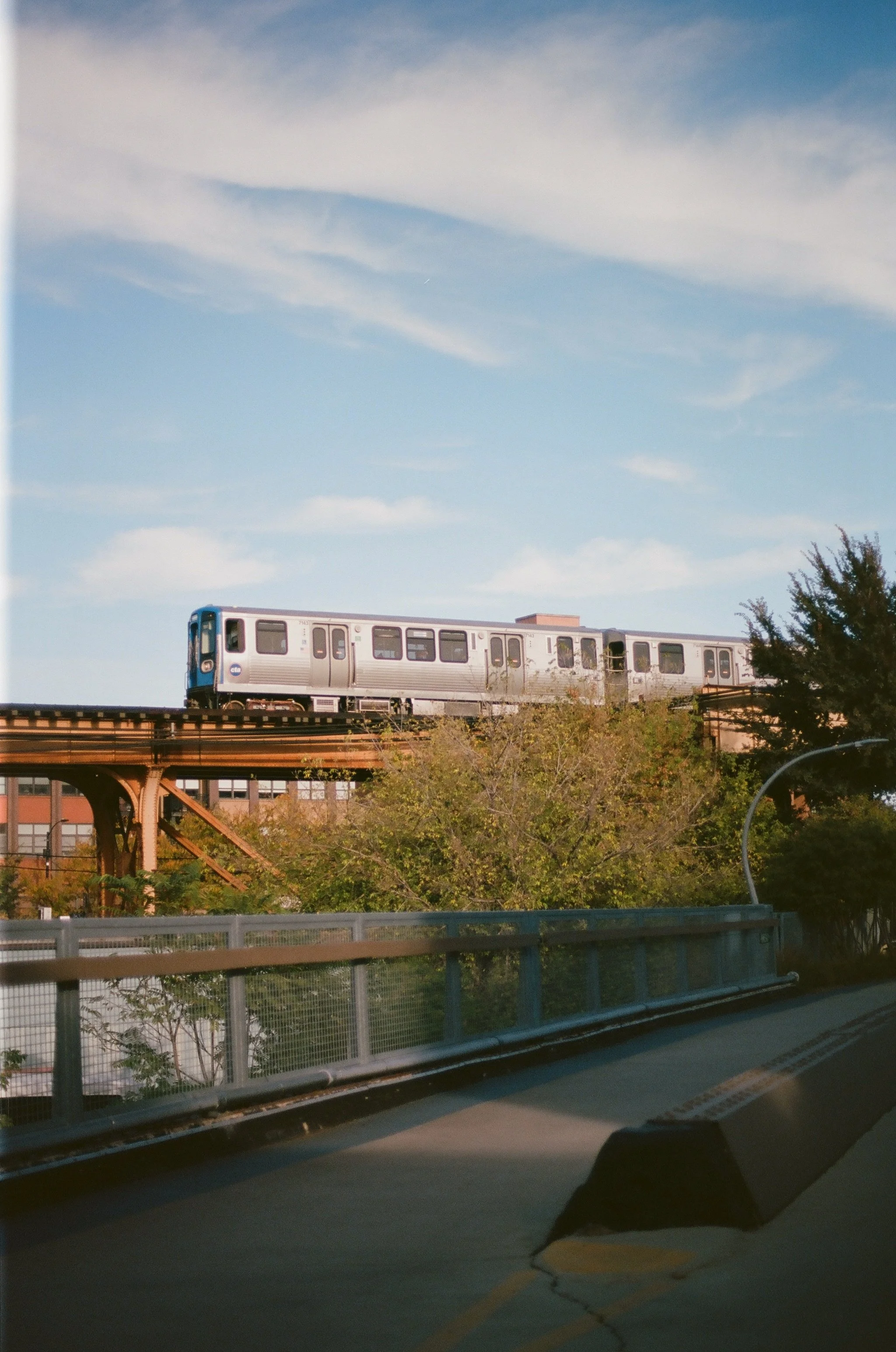 831041_0020.jpg