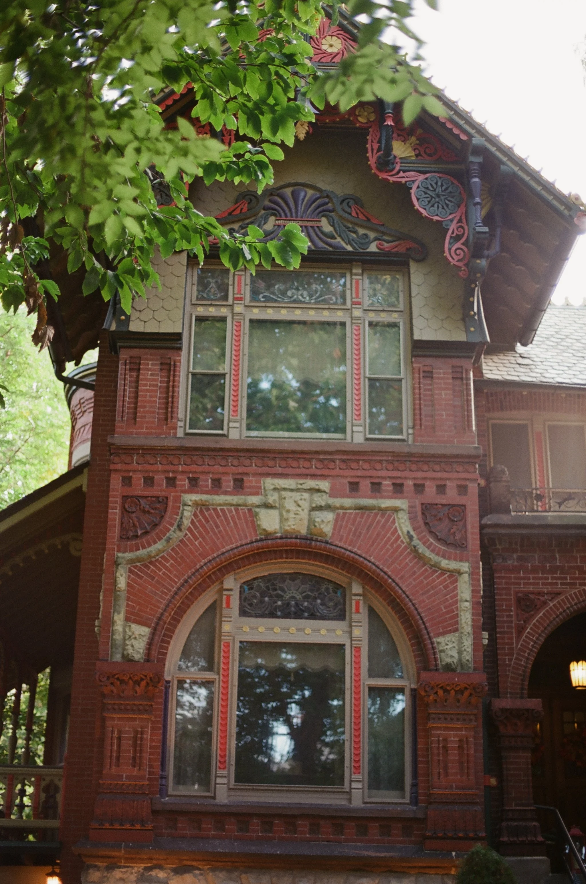831041_0025.jpg