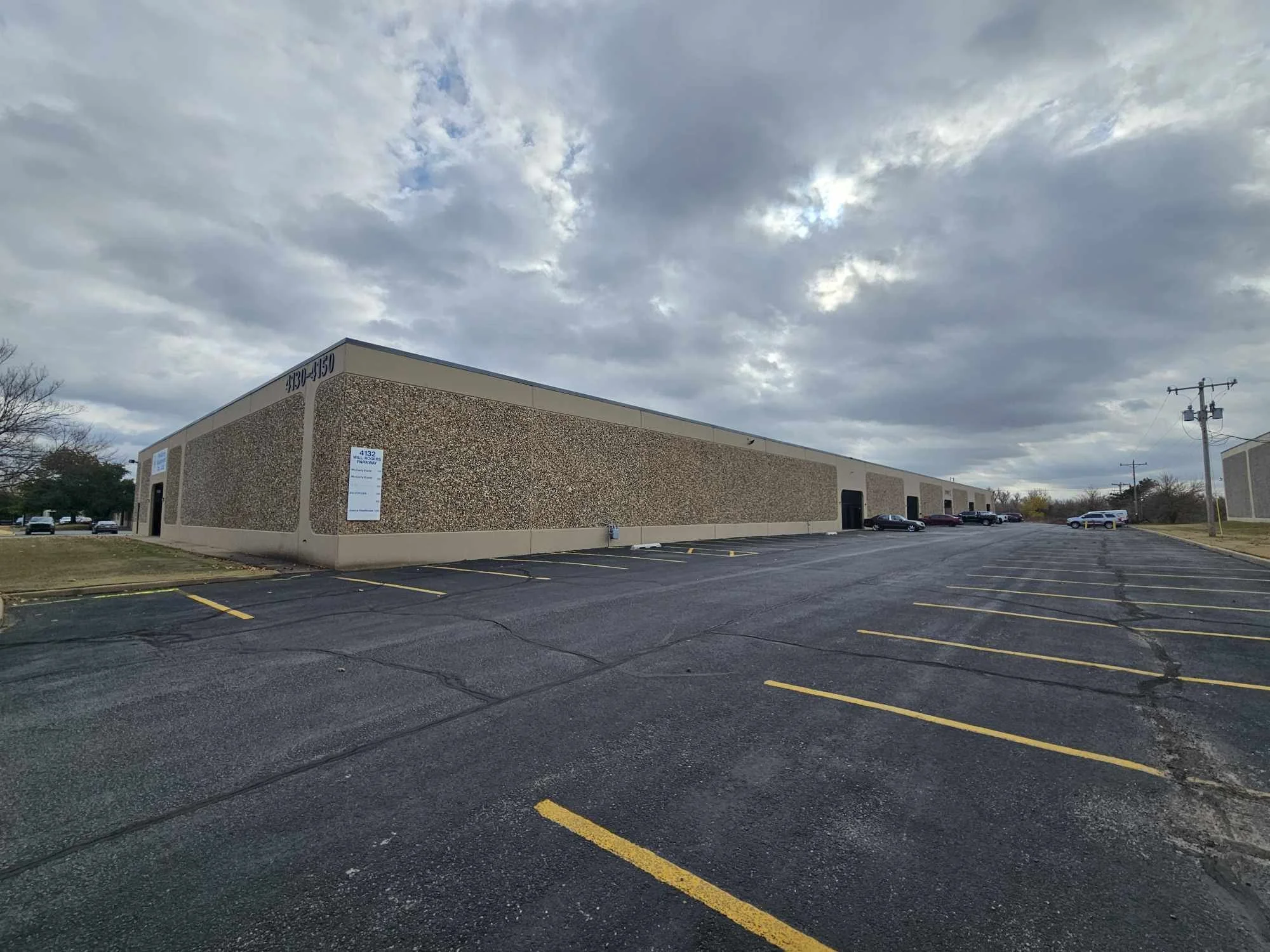 Building containing the MJS Wholesale Flooring Oklahoma City Warehouse