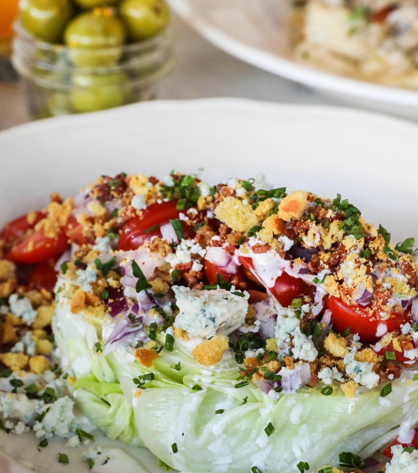 Hard to top a classic wedge.  Allll the toppings. 
.
.
.
.
.
.
#relishrestaurantandbar #wedgesalad #bacon #bluecheese