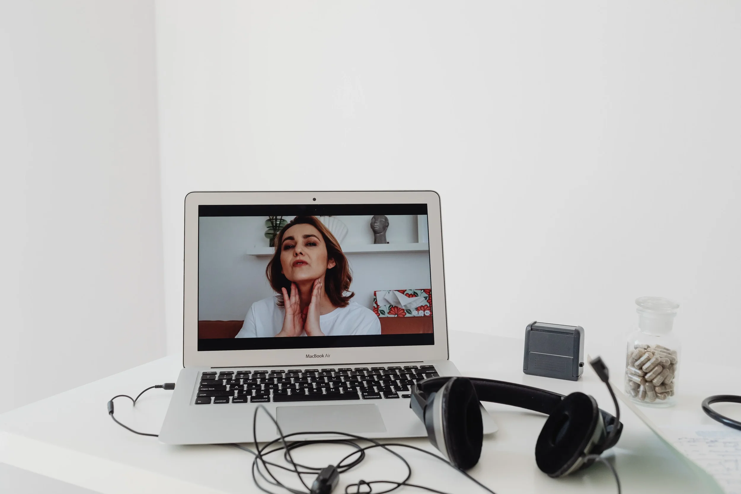Online Plastic Surgery Consultation in Lebanon | Virtual Consultation with Dr. Nazareth Papazian