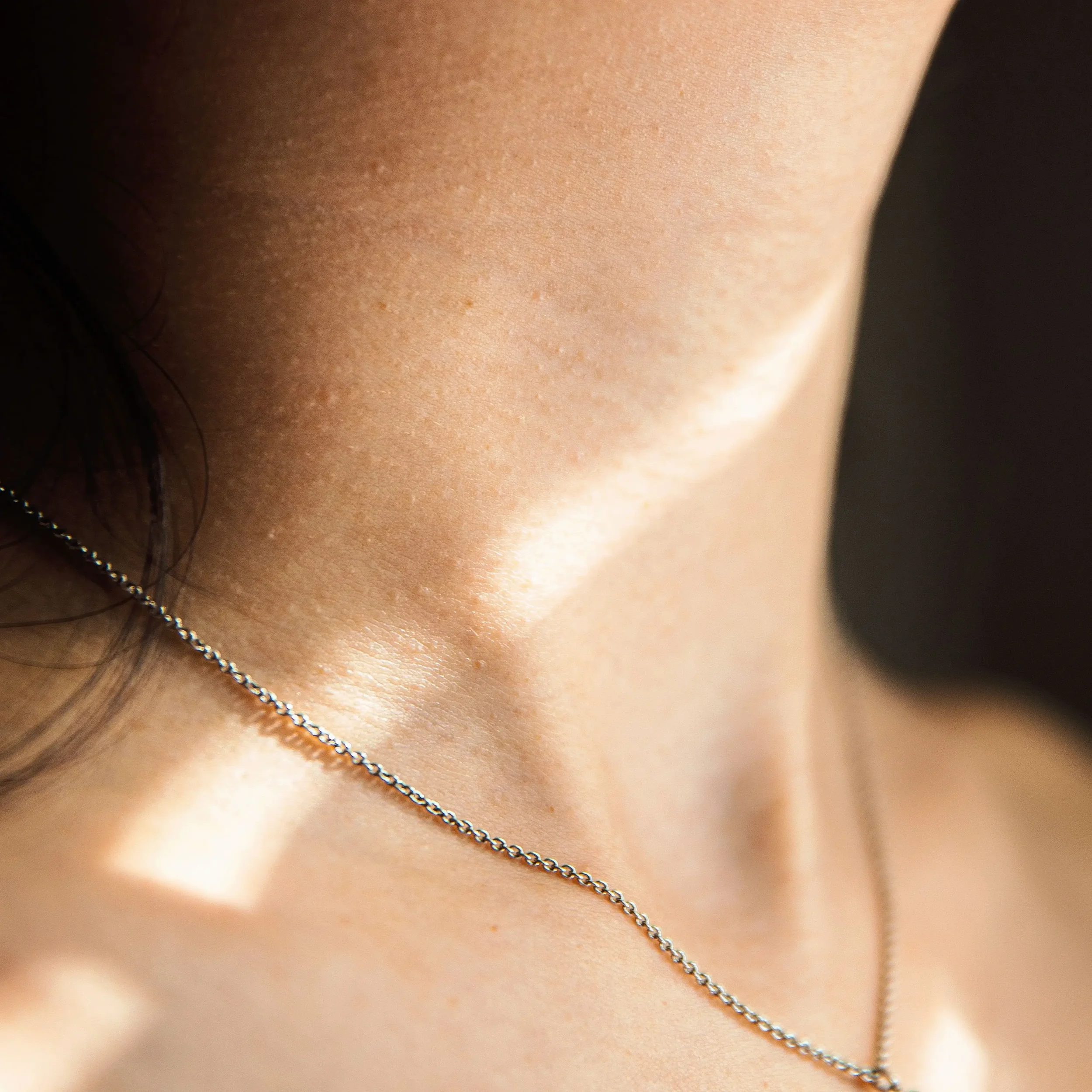 Non-Surgical Neck Rejuvenation: How to Improve Neck Lines, Skin Laxity &amp; Jawline Definition Without Surgery