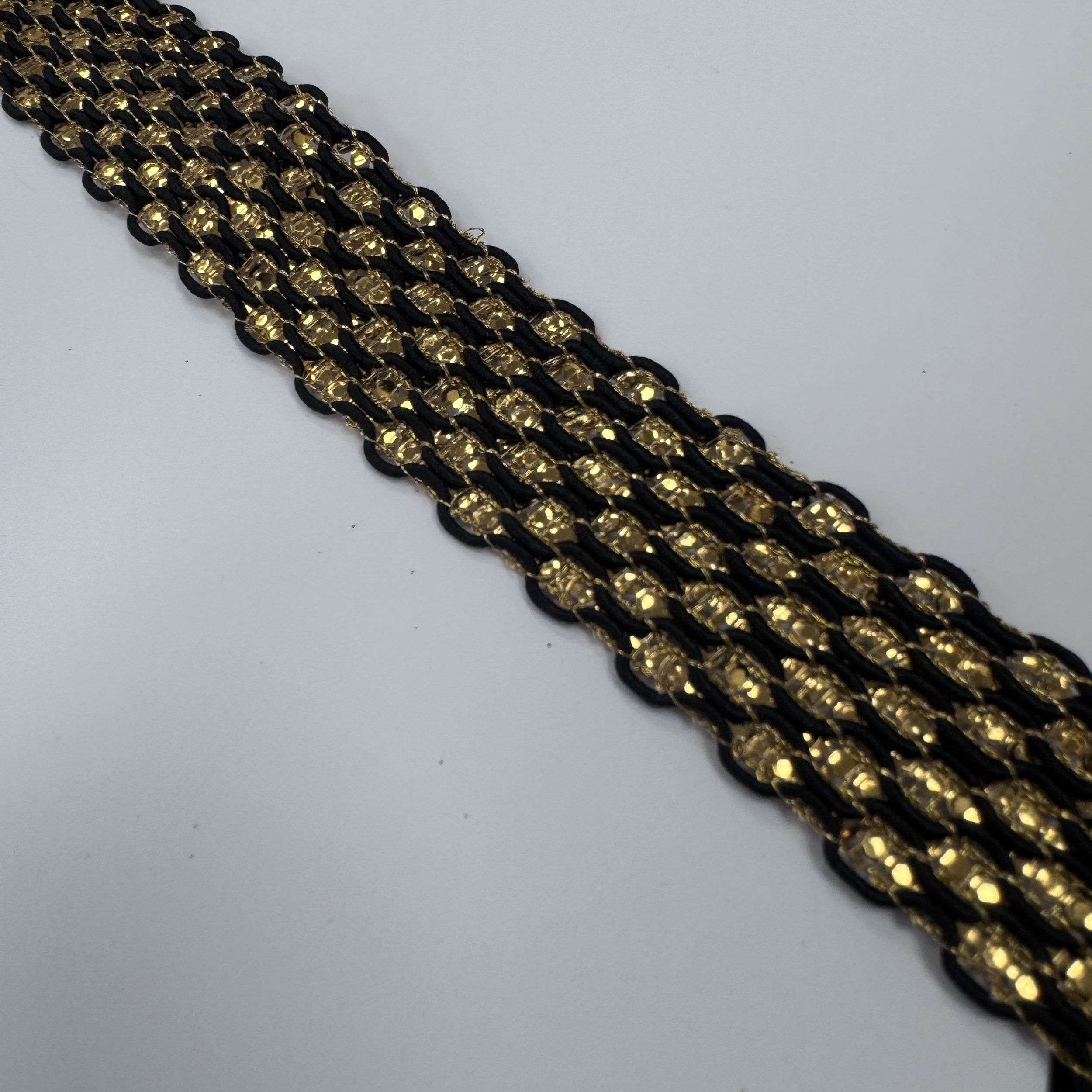 D#7009 - BLACK GOLDEN (1).JPG